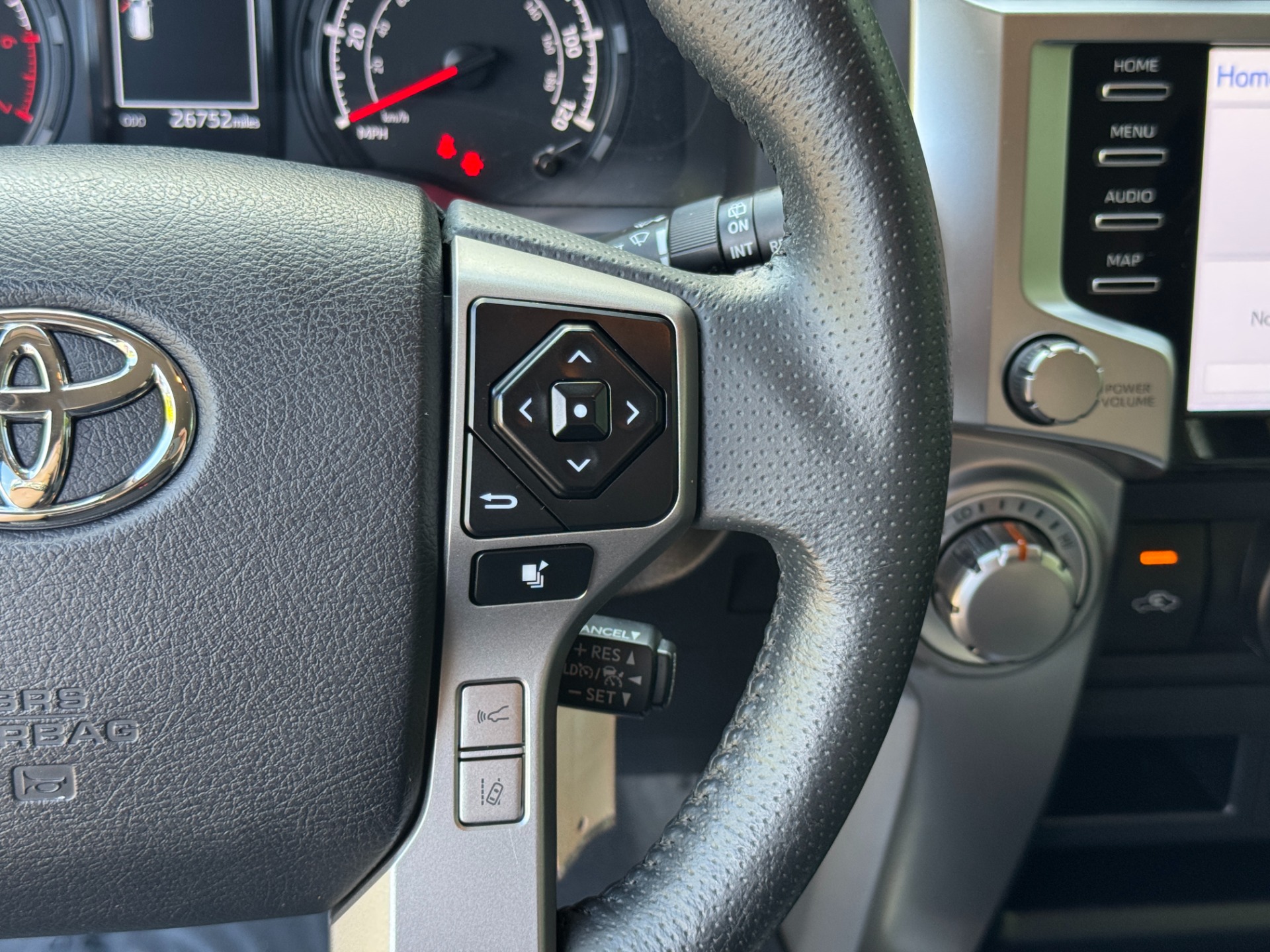 2020 Toyota 4Runner SR5 photo 28