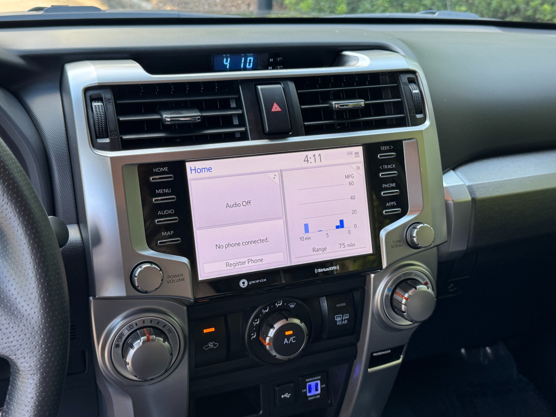 2020 Toyota 4Runner SR5 photo 31