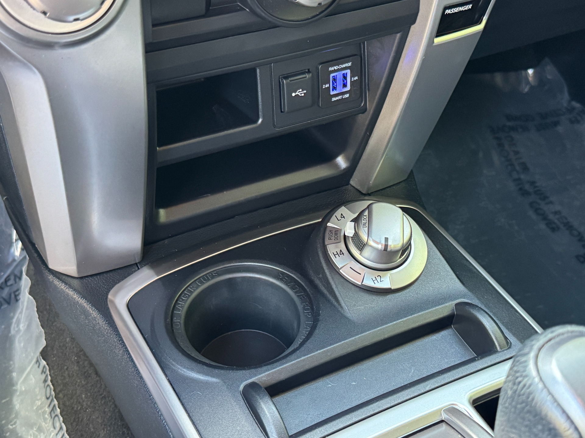 2020 Toyota 4Runner SR5 photo 35