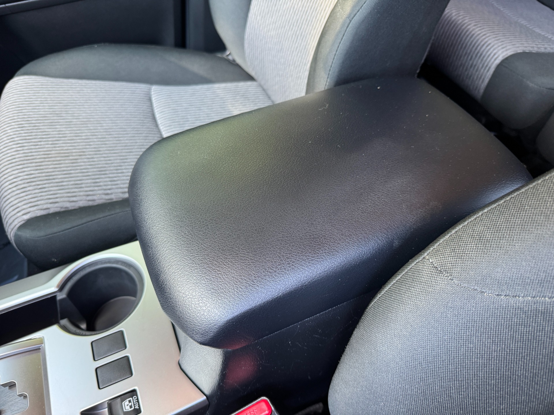 2020 Toyota 4Runner SR5 photo 37