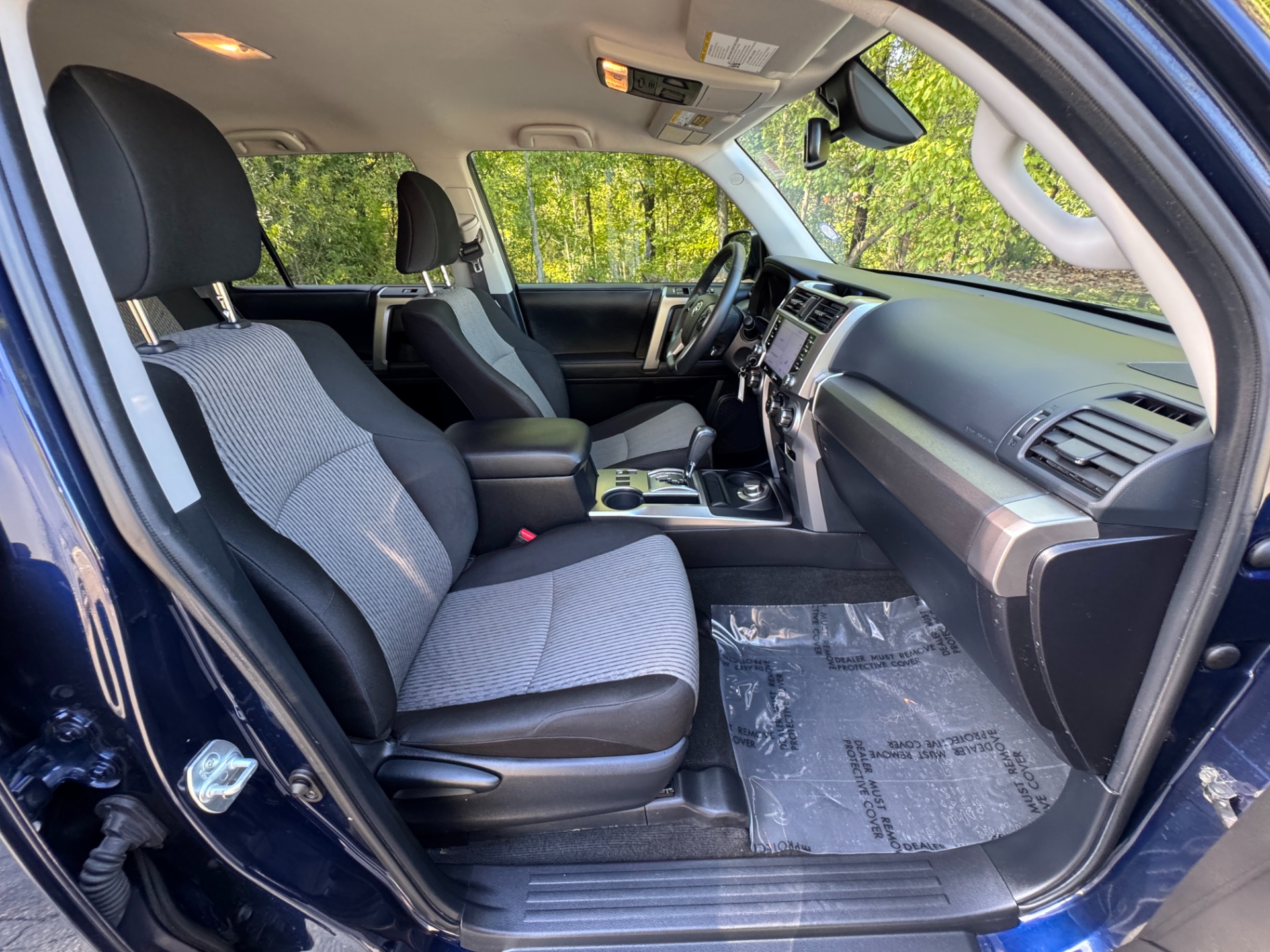 2020 Toyota 4Runner SR5 photo 47