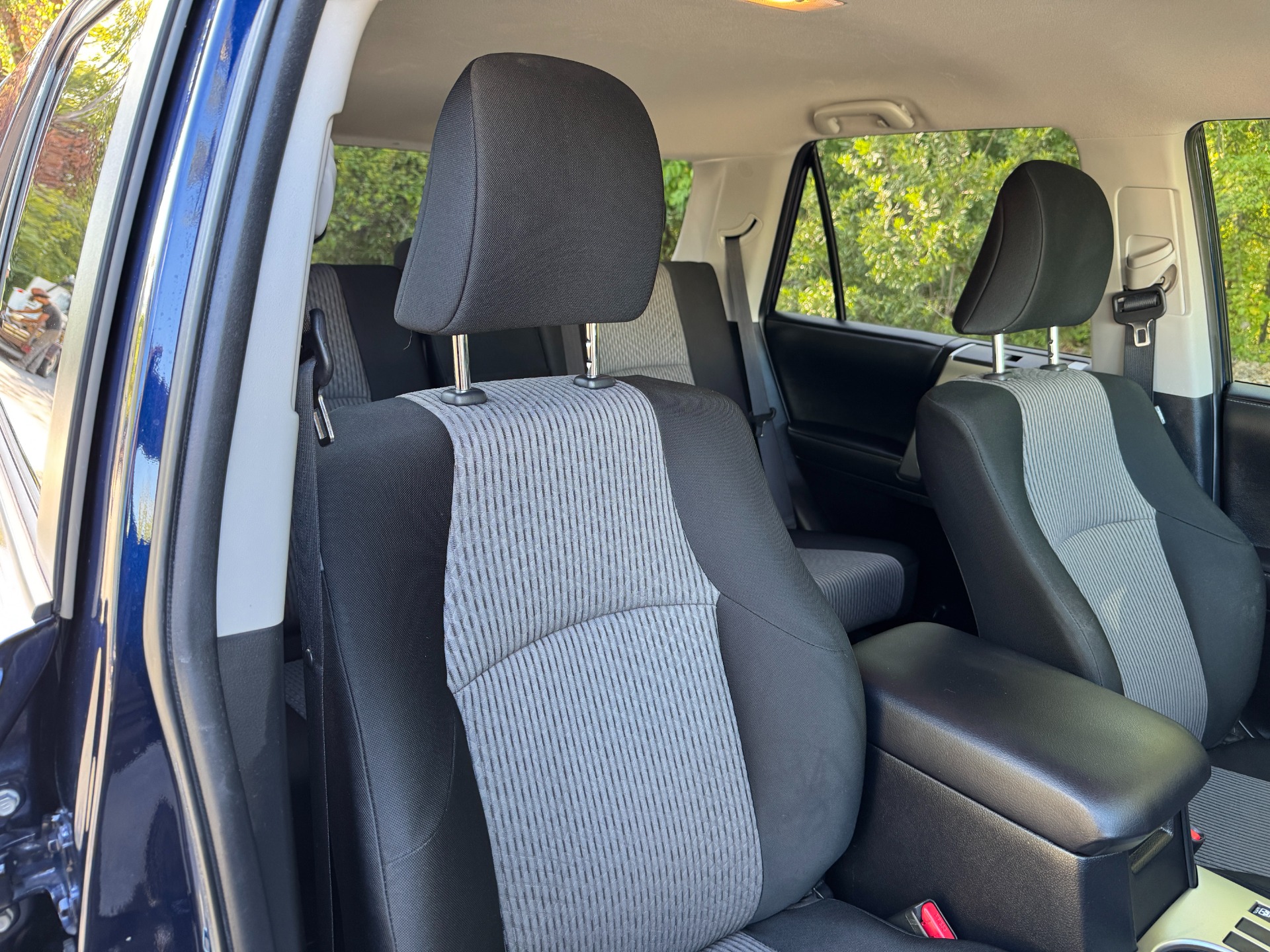 2020 Toyota 4Runner SR5 photo 49