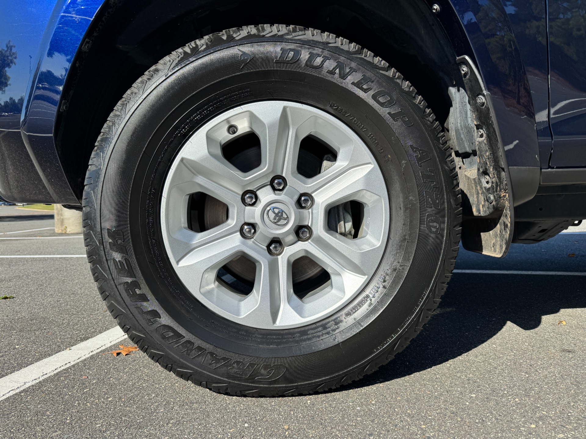 2020 Toyota 4Runner SR5 photo 60
