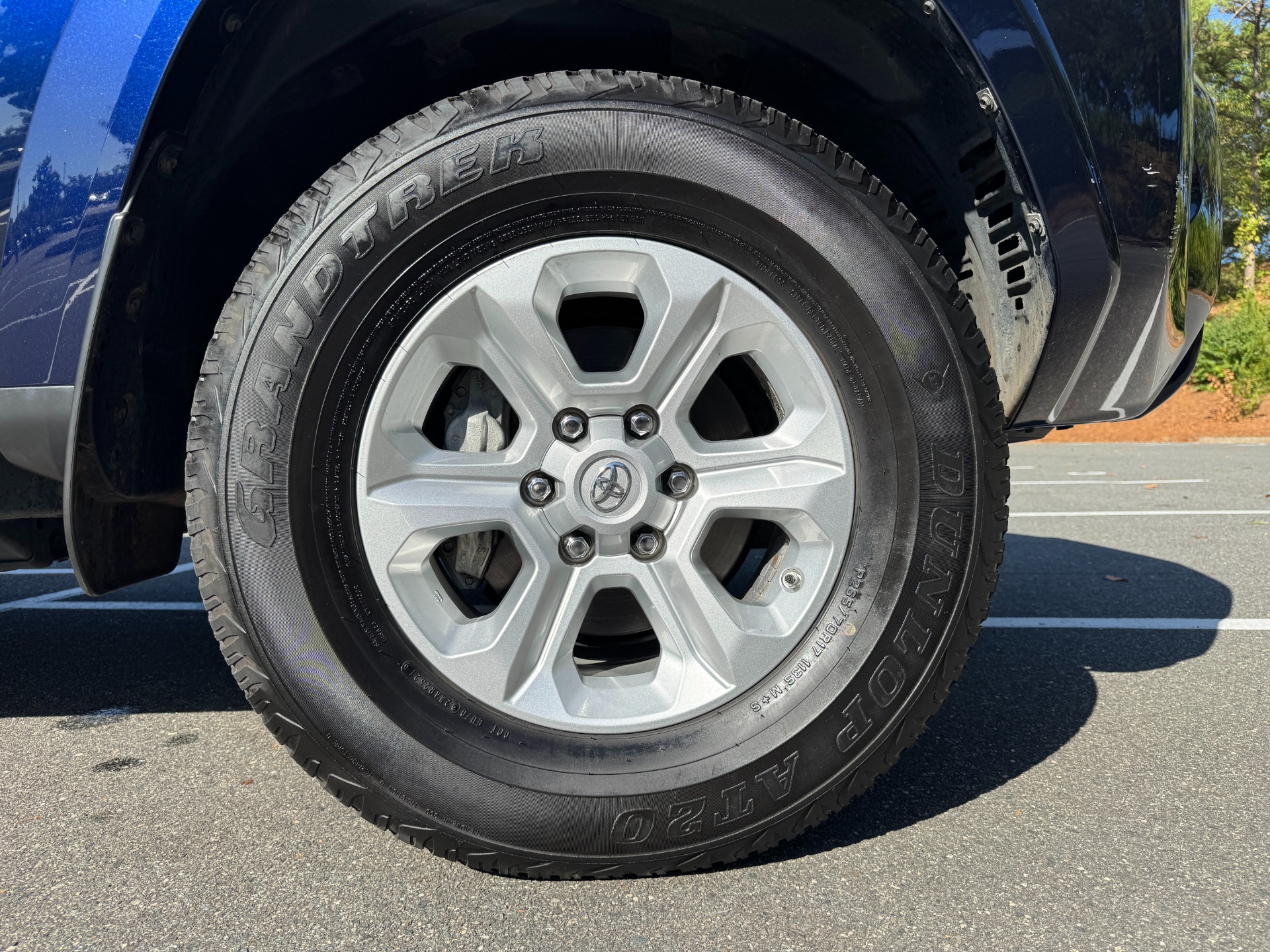2020 Toyota 4Runner SR5 photo 63