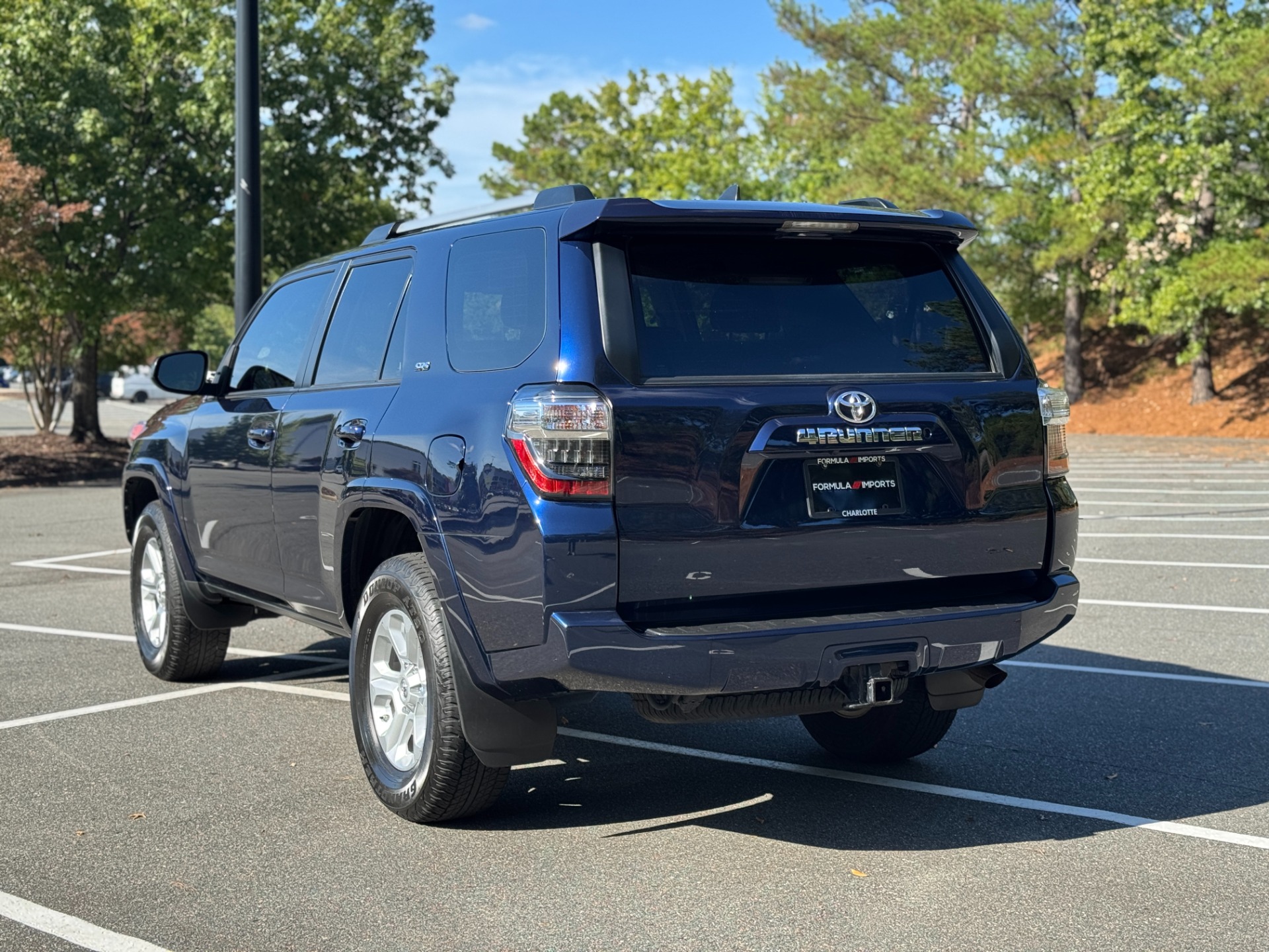 2020 Toyota 4Runner SR5 photo 6