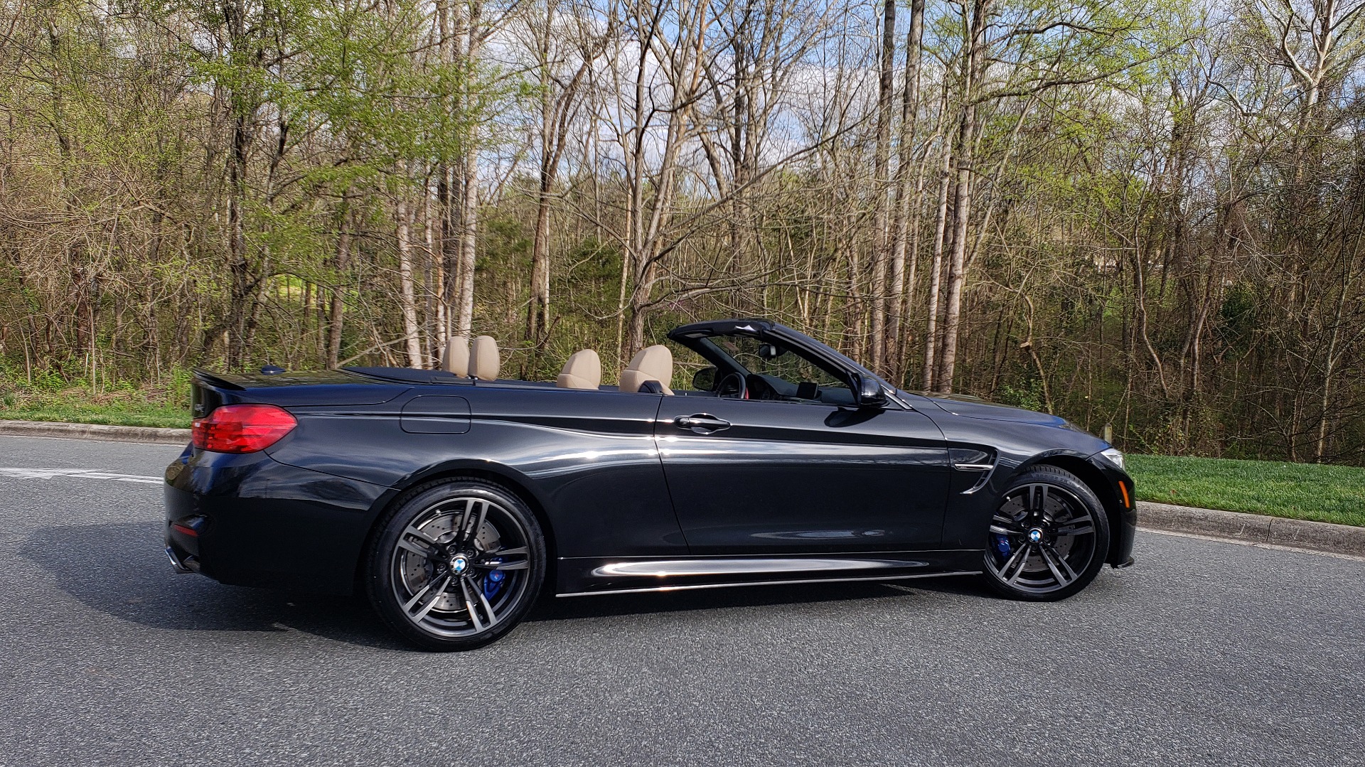 Used 2016 BMW M4 CONVERTIBLE / EXEC PKG / DRVR ASST / M SUSPENSION for sale Sold at Formula Imports in Charlotte NC 28227 6