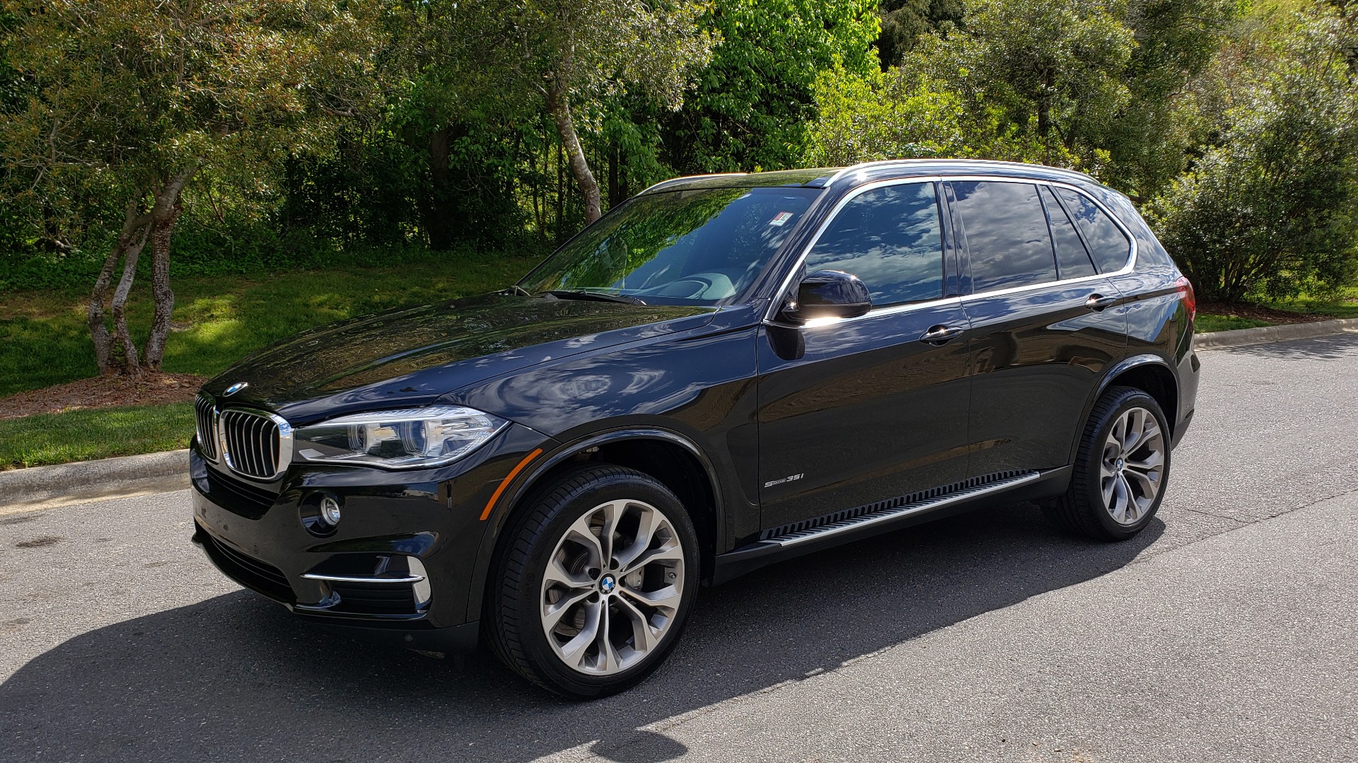 Used 2017 BMW X5 SDRIVE35I LUXURY / DRVR ASST / NAV / SUNROOF / REARVIEW for sale Sold at Formula Imports in Charlotte NC 28227 1
