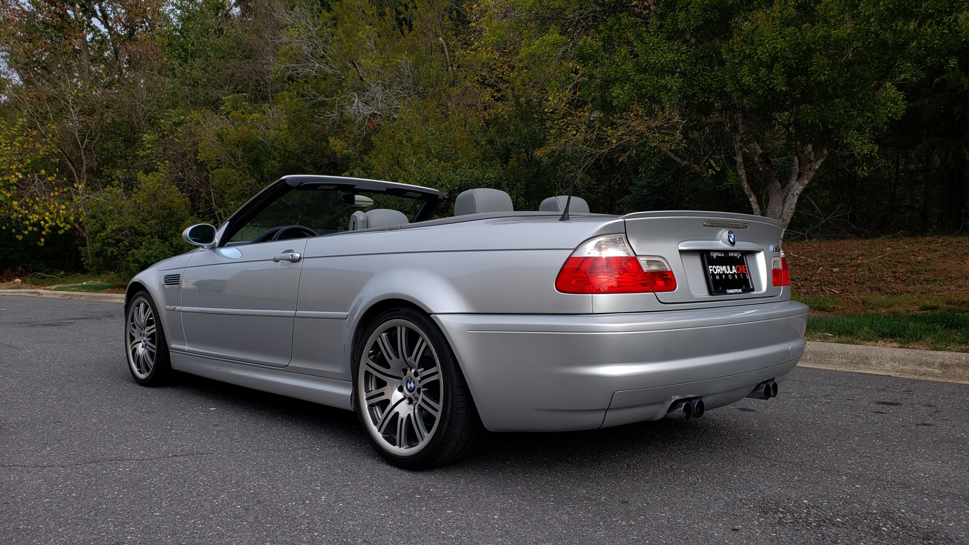 Used 2002 BMW M3 CONVERTIBLE / 6-SPD MAN / XENON / 19IN WHEELS for sale Sold at Formula Imports in Charlotte NC 28227 4