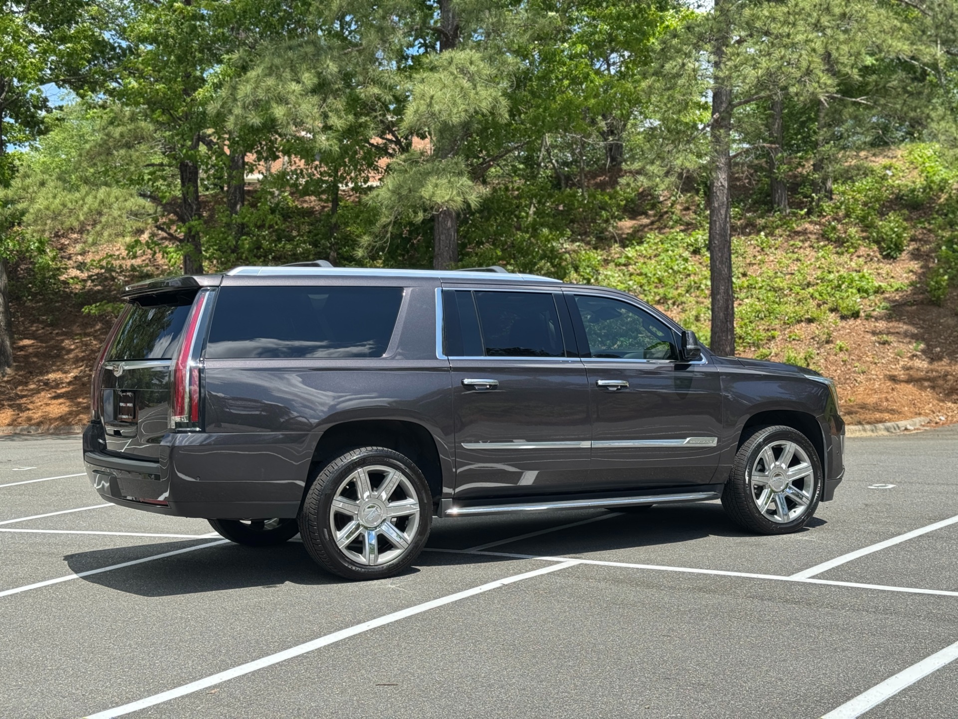 Used 2018 Cadillac ESCALADE ESV LUXURY 4WD 6.2L / NAV / BOSE / SUNROOF / 3-ROW / REARVIEW for sale Sold at Formula Imports in Charlotte NC 28227 13
