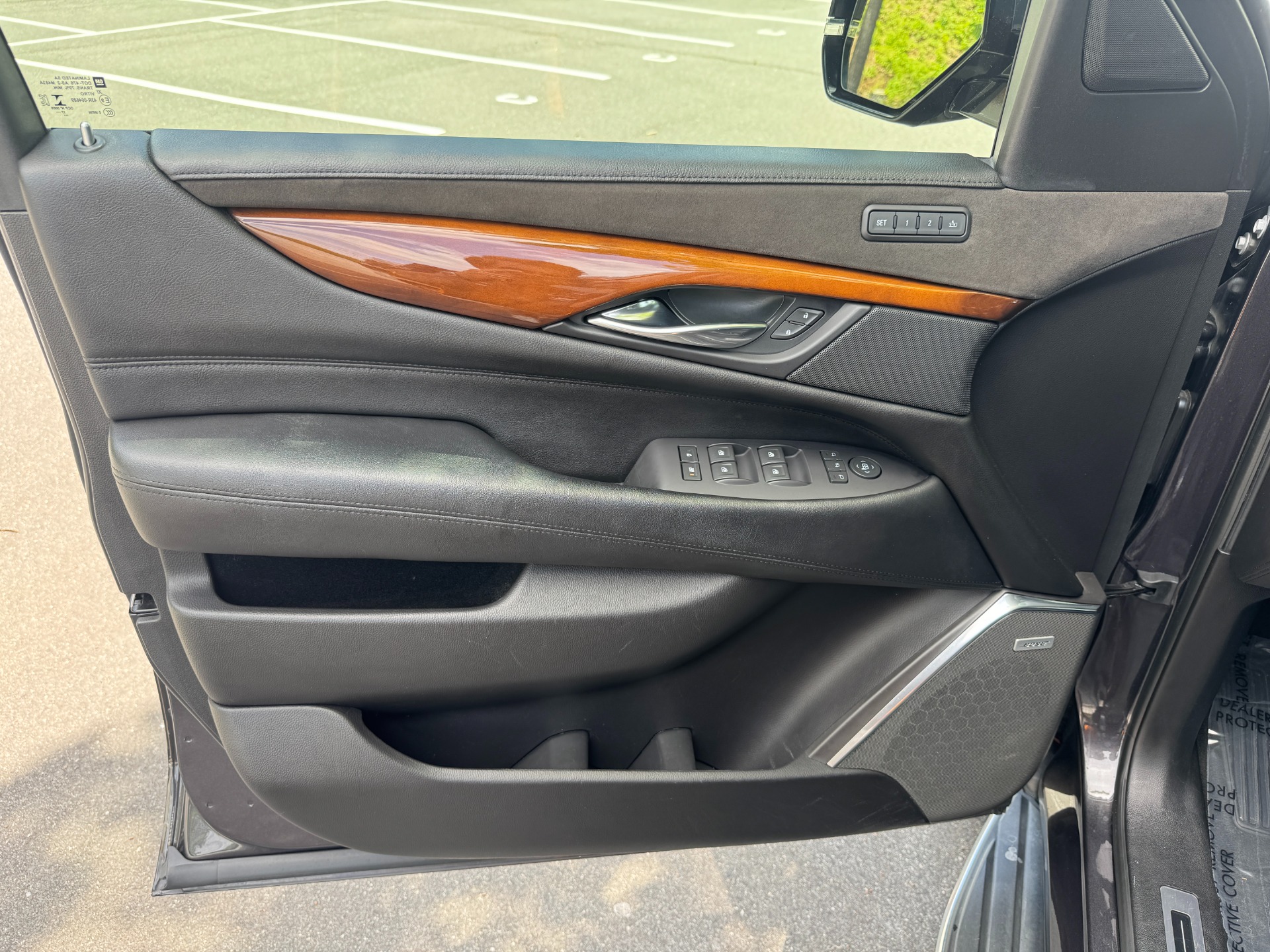 Used 2018 Cadillac ESCALADE ESV LUXURY 4WD 6.2L / NAV / BOSE / SUNROOF / 3-ROW / REARVIEW for sale Sold at Formula Imports in Charlotte NC 28227 19