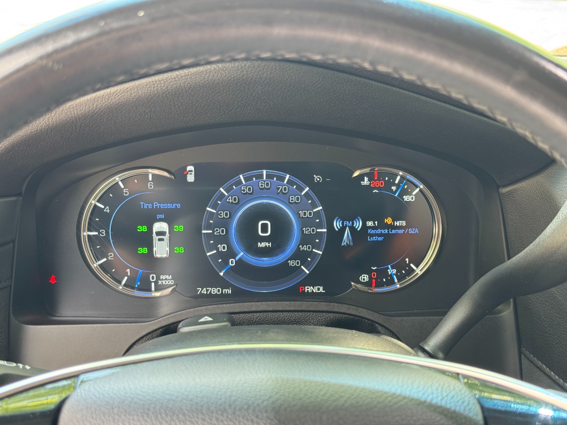 Used 2018 Cadillac Escalade ESV LUXURY REAR ENTERTAINMENT, DVD , BUCKETS for sale Sold at Formula Imports in Charlotte NC 28227 31