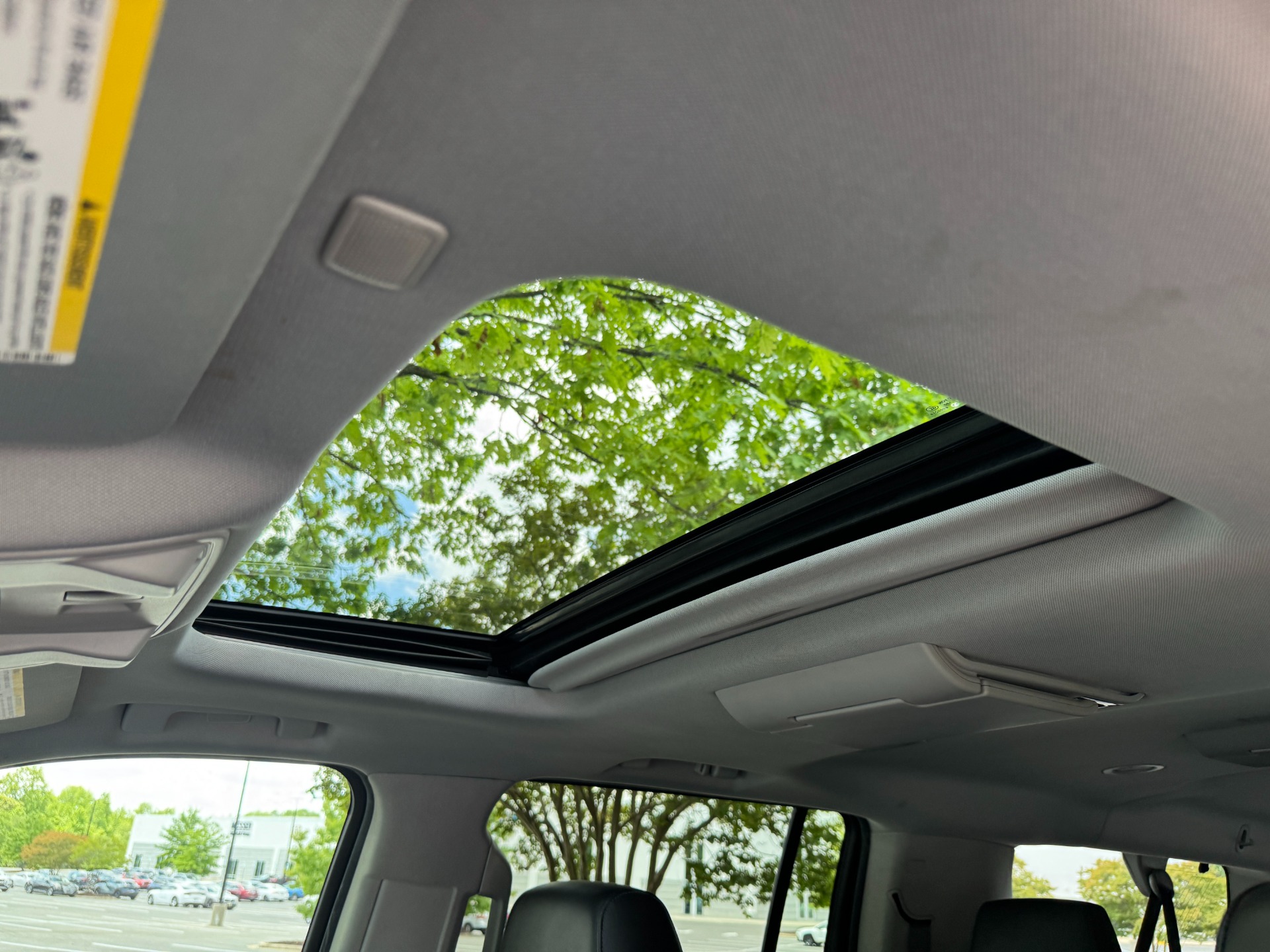 Used 2018 Cadillac Escalade ESV LUXURY REAR ENTERTAINMENT, DVD , BUCKETS for sale Sold at Formula Imports in Charlotte NC 28227 40