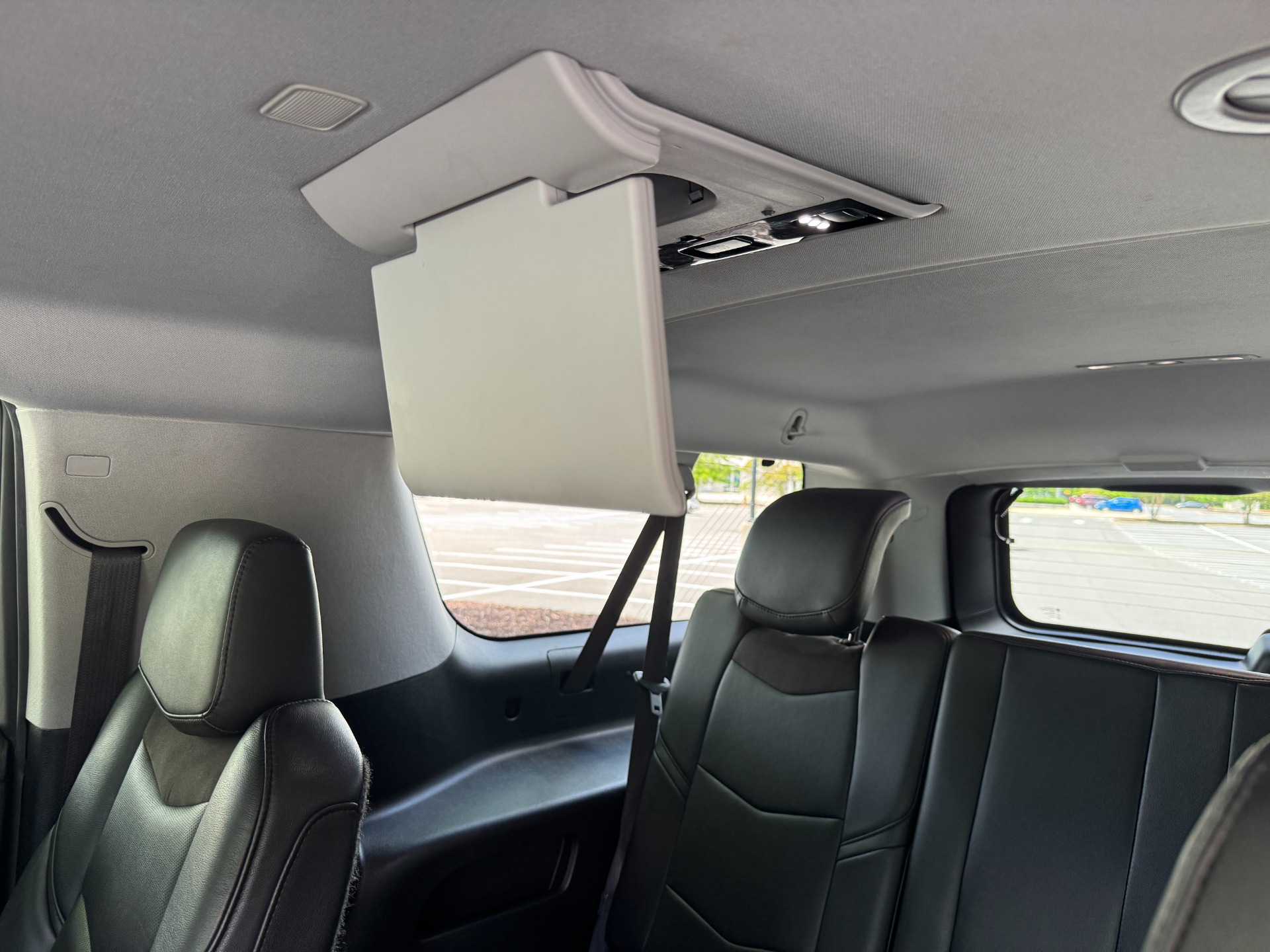 Used 2018 Cadillac ESCALADE ESV LUXURY 4WD 6.2L / NAV / BOSE / SUNROOF / 3-ROW / REARVIEW for sale Sold at Formula Imports in Charlotte NC 28227 49