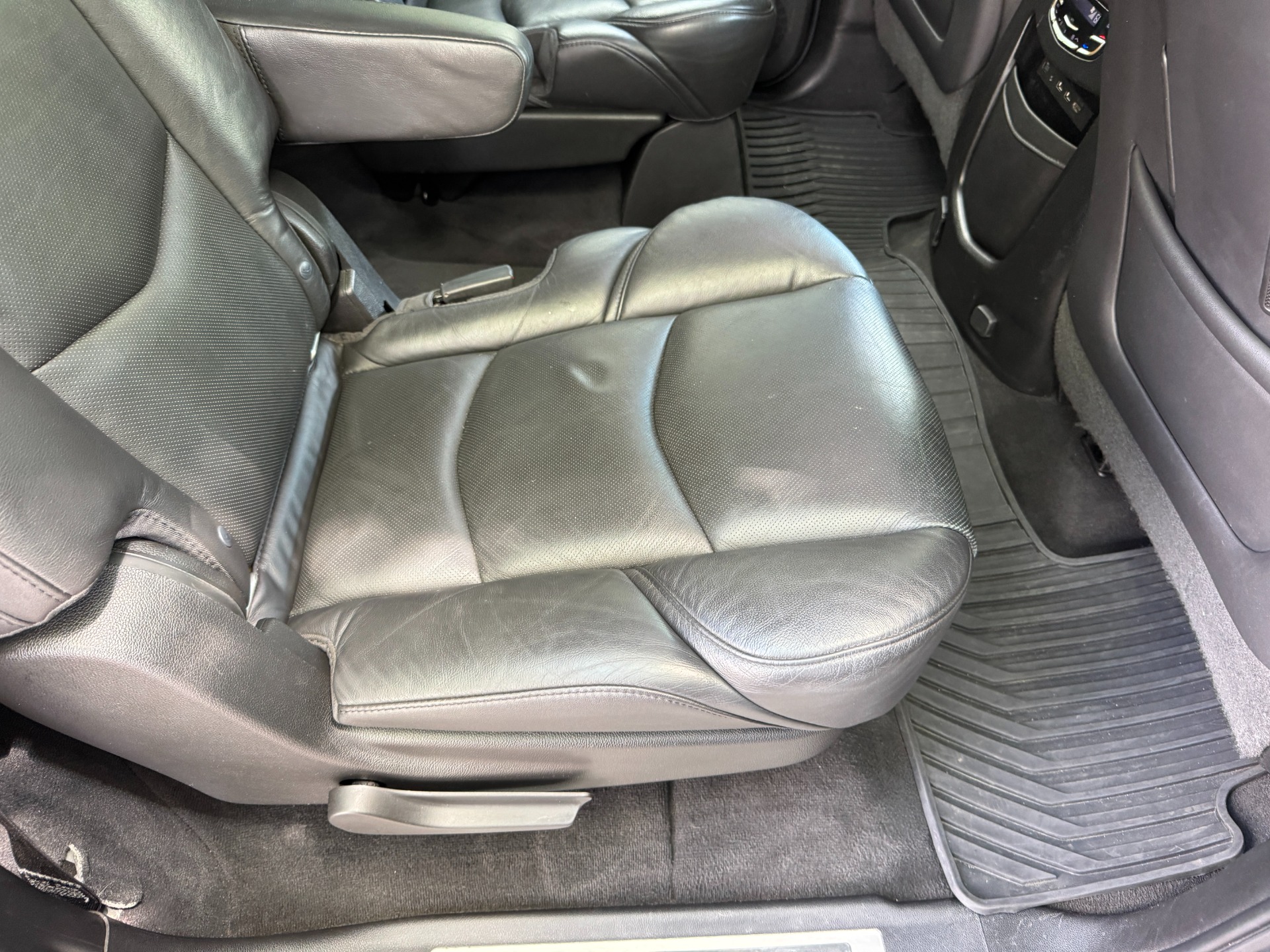 Used 2018 Cadillac ESCALADE ESV LUXURY 4WD 6.2L / NAV / BOSE / SUNROOF / 3-ROW / REARVIEW for sale Sold at Formula Imports in Charlotte NC 28227 61