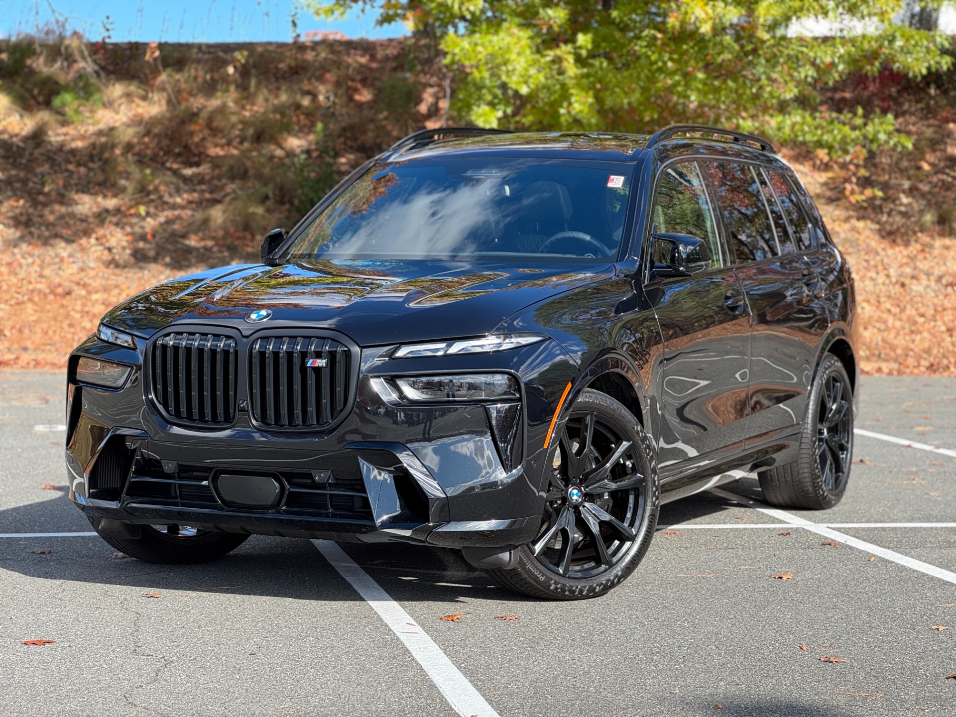 Used 2024 BMW X7 M60i M SPORT PRO PKG / EXEC PKG / SKY LOUNGE / 22IN WHEELS for sale Sold at Formula Imports in Charlotte NC 28227 1