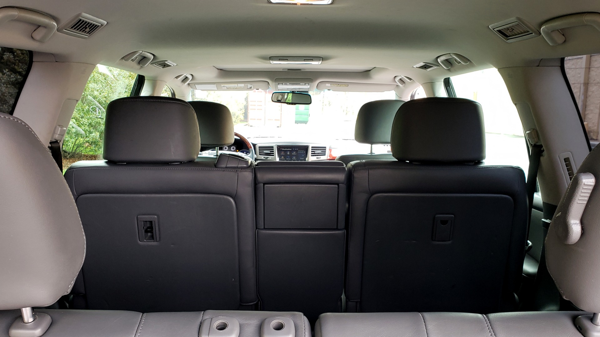 Used 2008 Lexus LX 570 for sale Sold at Formula Imports in Charlotte NC 28227 15
