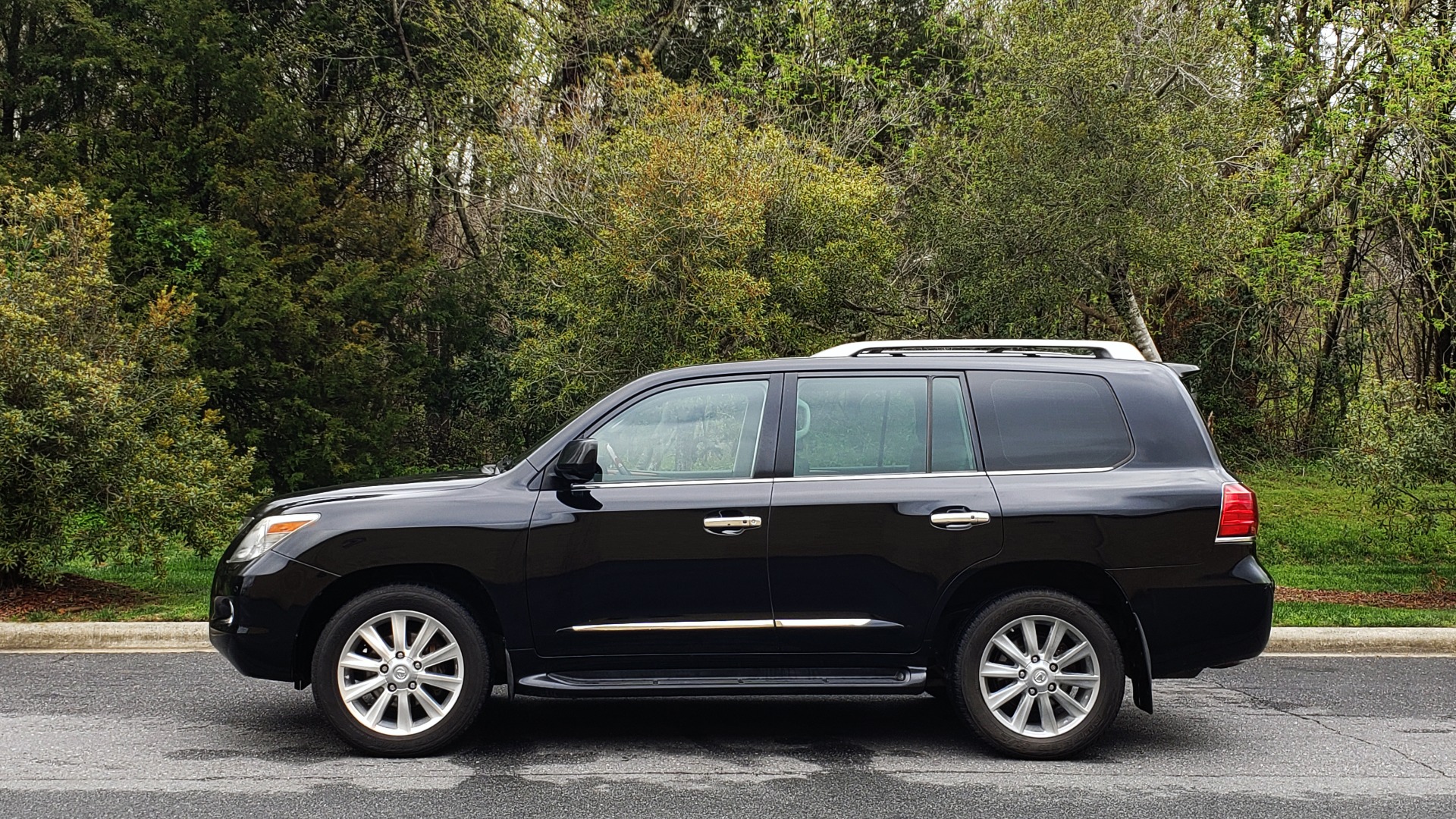 Used 2008 Lexus LX 570 for sale Sold at Formula Imports in Charlotte NC 28227 2