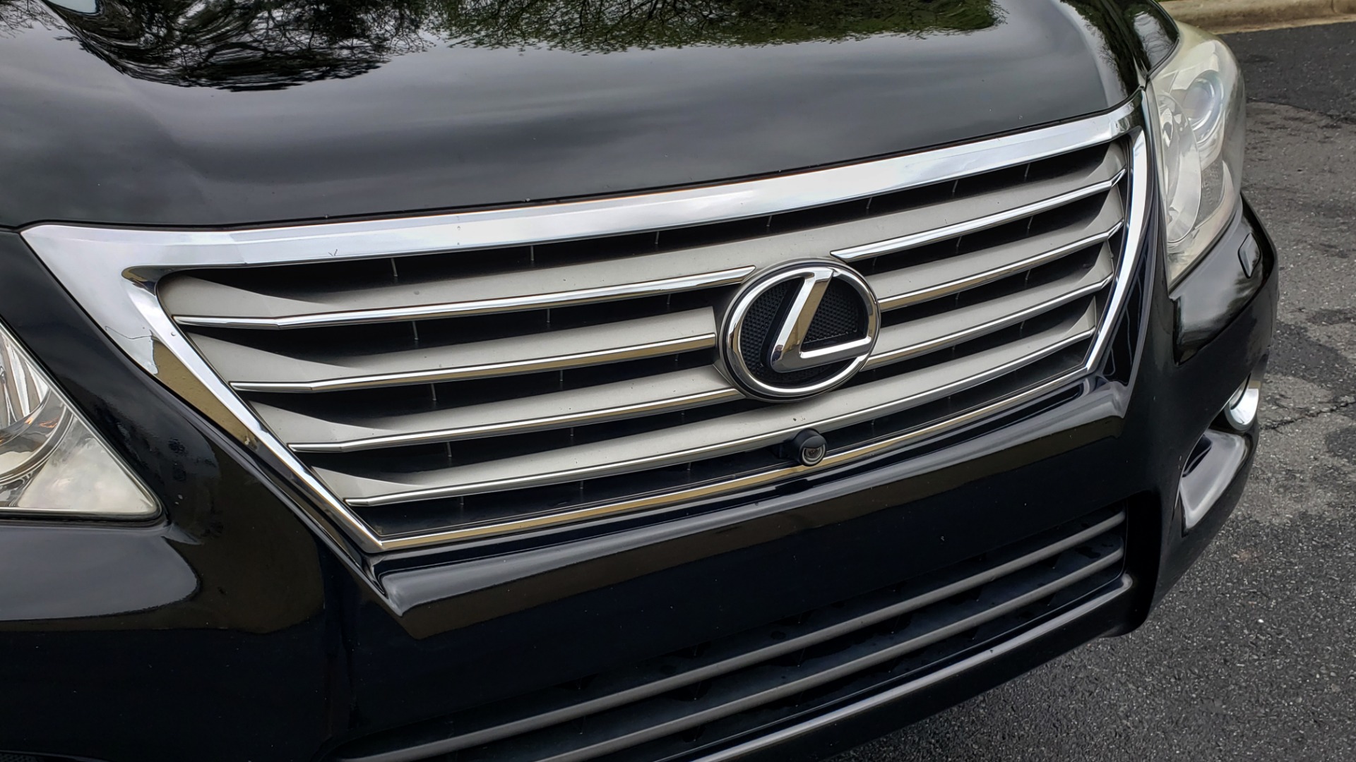 Used 2008 Lexus LX 570 4WD / TECH PKG / NAV / SUNROOF / MARK LEVINSON / PARK ASST for sale $22,995 at Formula Imports in Charlotte NC 28227 23