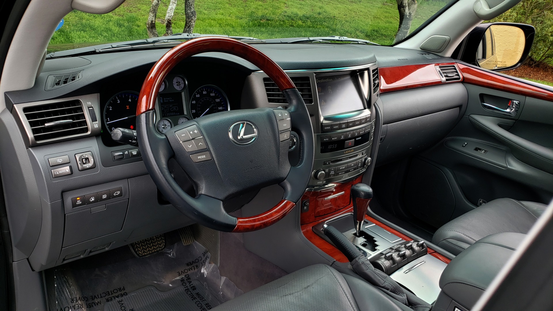 Used 2008 Lexus LX 570 for sale Sold at Formula Imports in Charlotte NC 28227 38