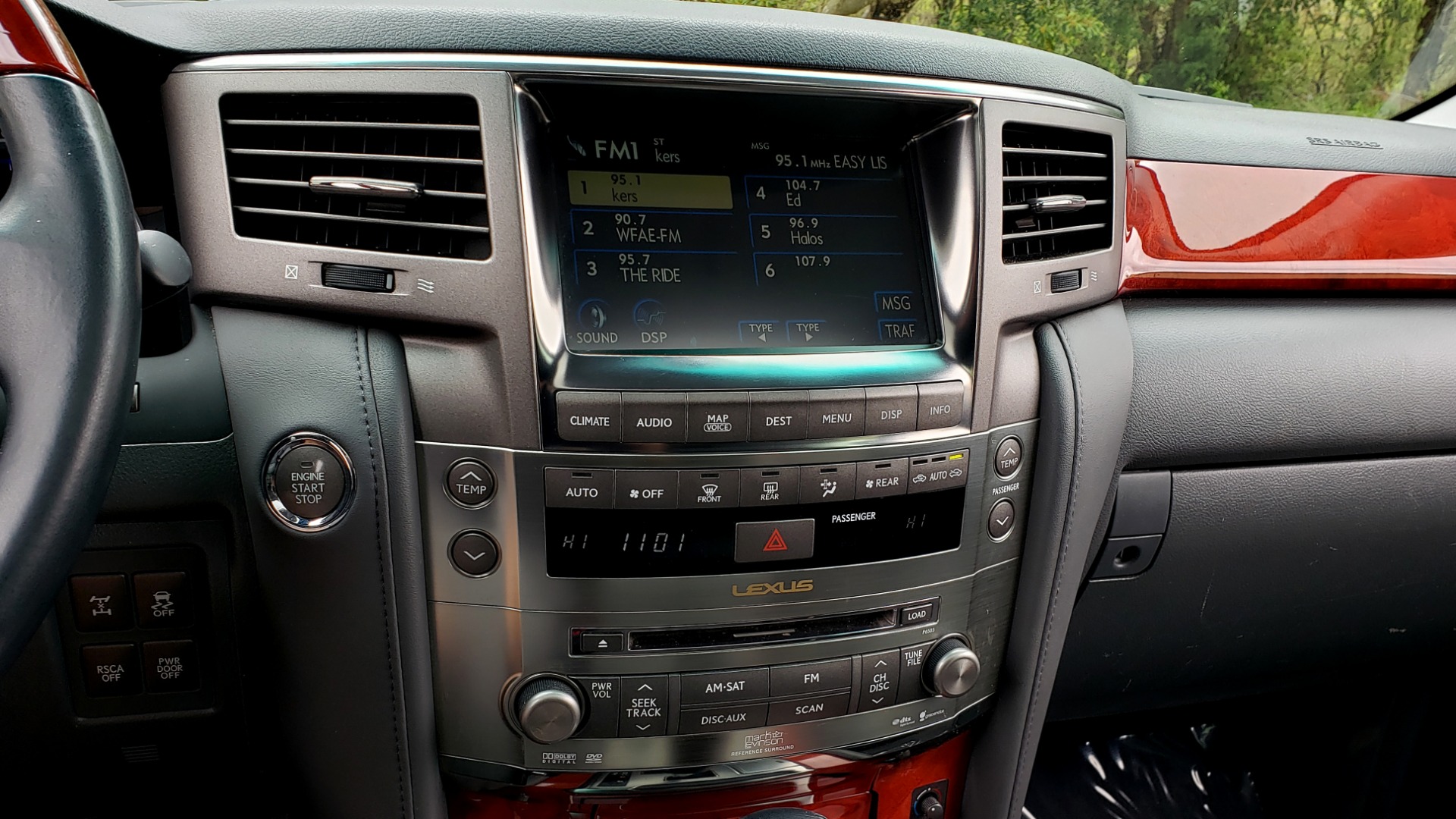 Used 2008 Lexus LX 570 4WD / TECH PKG / NAV / SUNROOF / MARK LEVINSON / PARK ASST for sale $22,995 at Formula Imports in Charlotte NC 28227 44