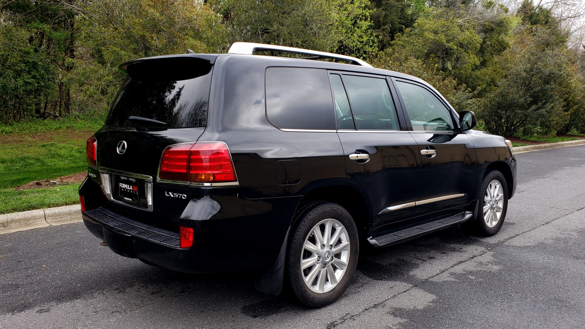 Used 2008 Lexus LX 570 for sale Sold at Formula Imports in Charlotte NC 28227 6