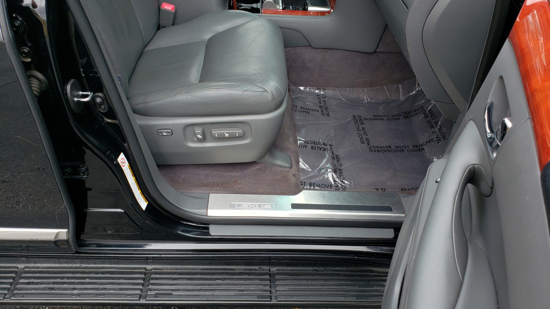 Used 2008 Lexus LX 570 for sale Sold at Formula Imports in Charlotte NC 28227 70