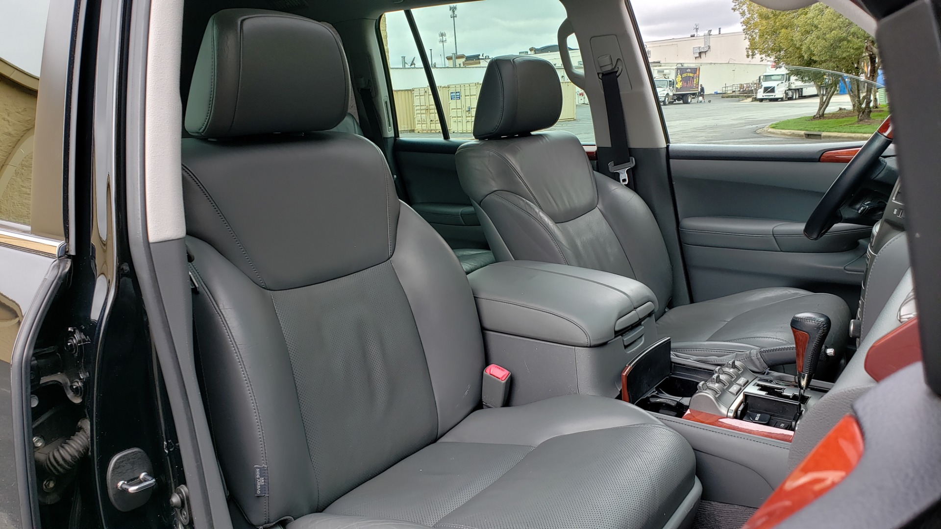 Used 2008 Lexus LX 570 for sale Sold at Formula Imports in Charlotte NC 28227 71