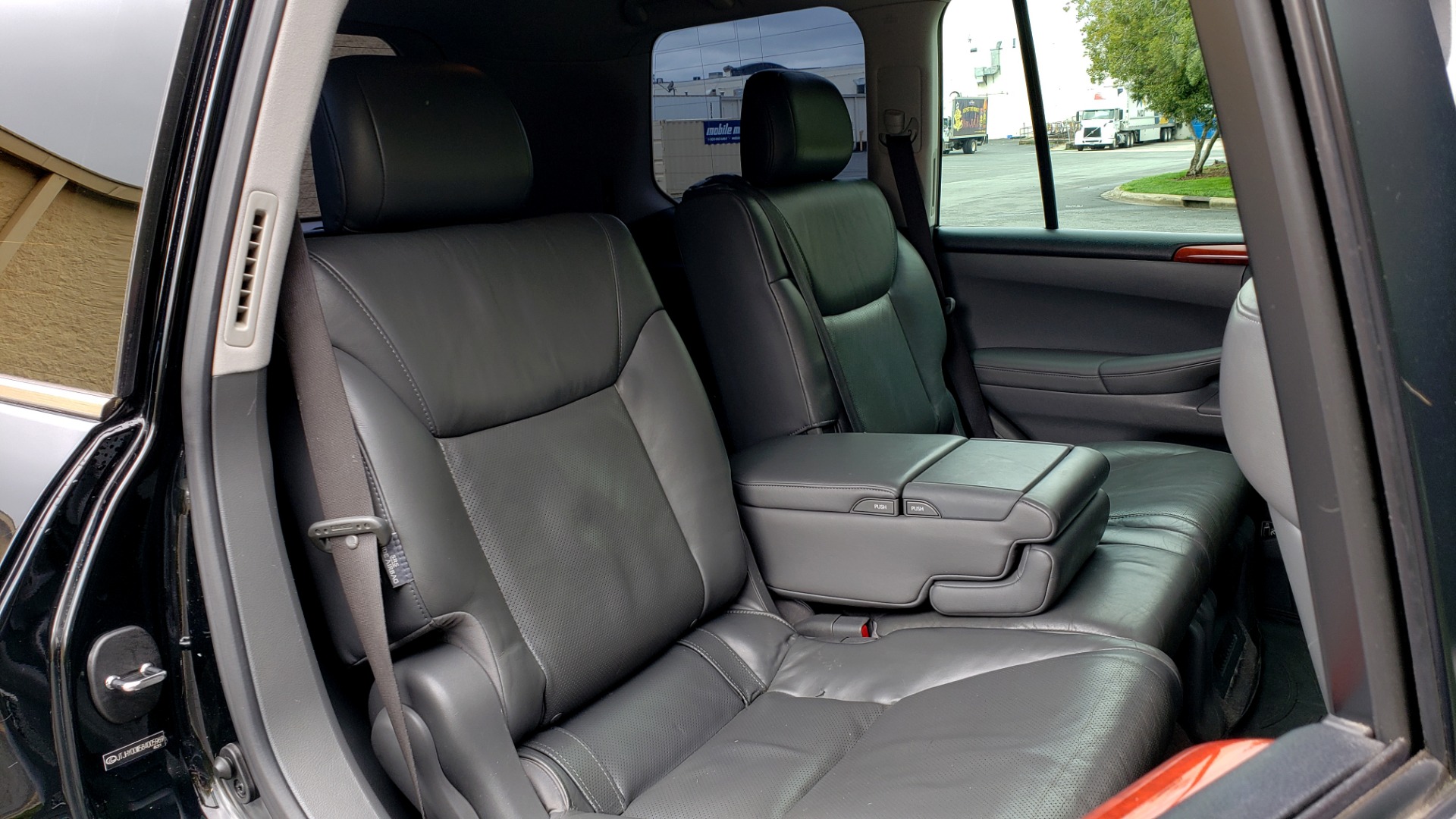 Used 2008 Lexus LX 570 for sale Sold at Formula Imports in Charlotte NC 28227 78