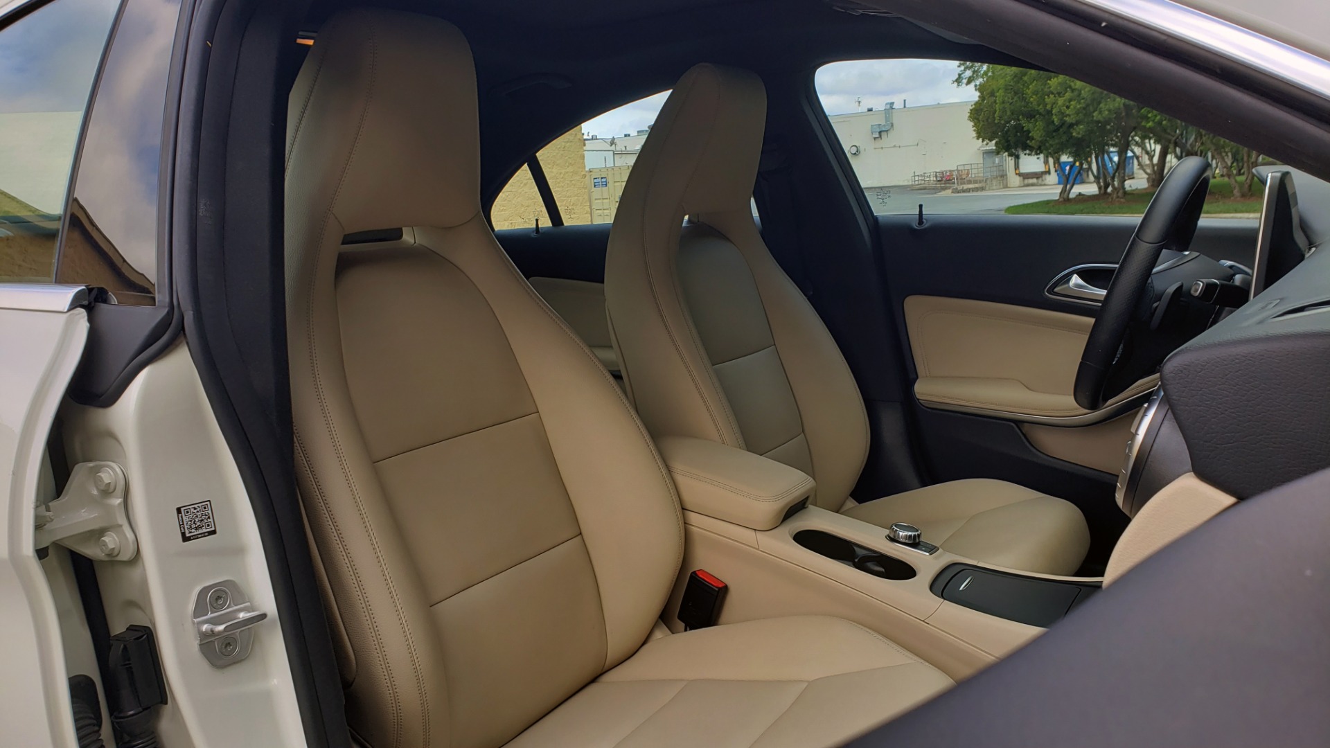 Used 2015 Mercedes-Benz CLA-Class CLA250 / FWD / SUNROOF / SPORT SUSP / CAMERA for sale Sold at Formula Imports in Charlotte NC 28227 59