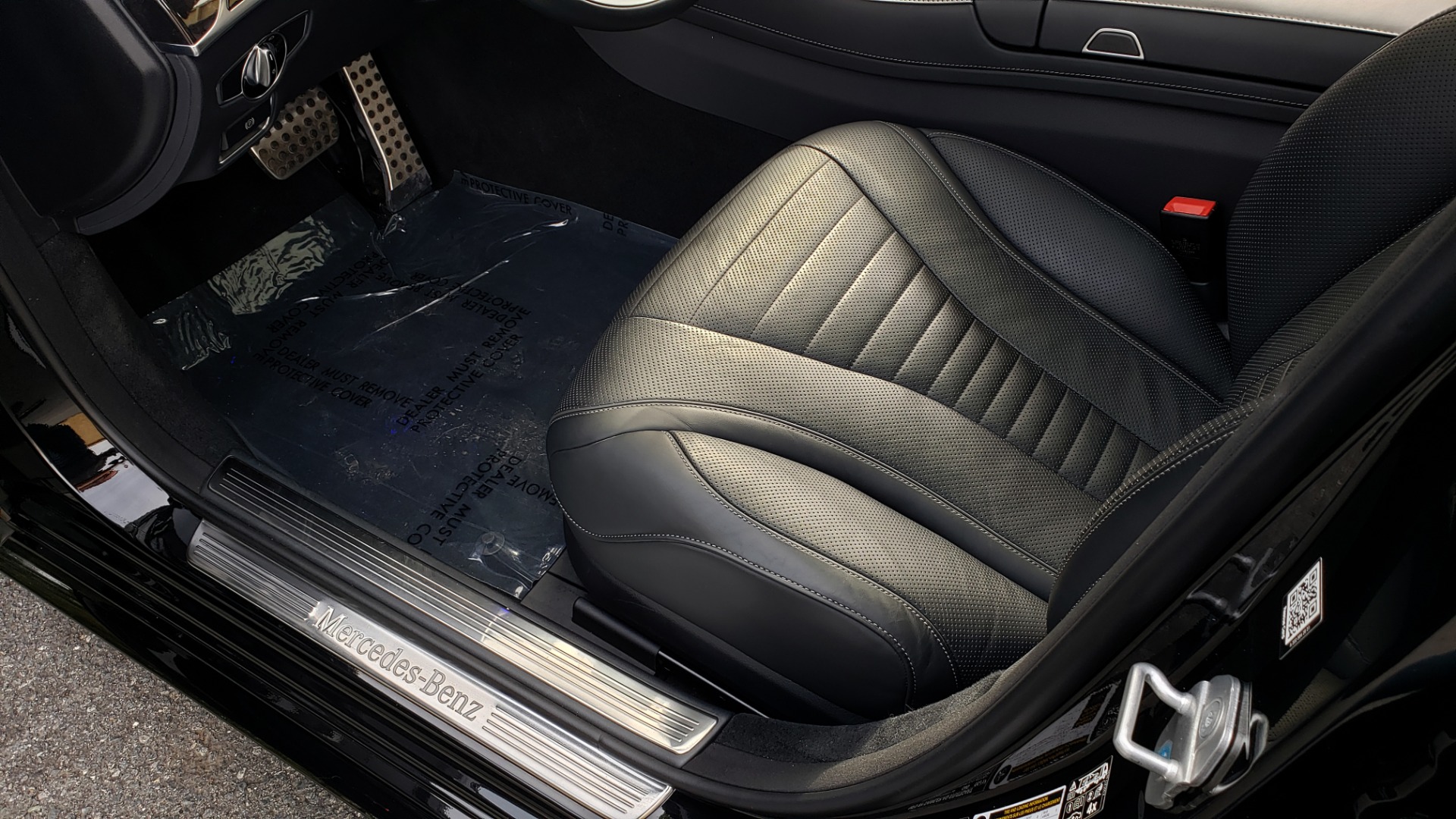 Used 2017 Mercedes-Benz S-CLASS S 550 4MATIC SPORT / PREM PKG / WARMTH & COMFORT / KEYLESS-GO for sale Sold at Formula Imports in Charlotte NC 28227 38