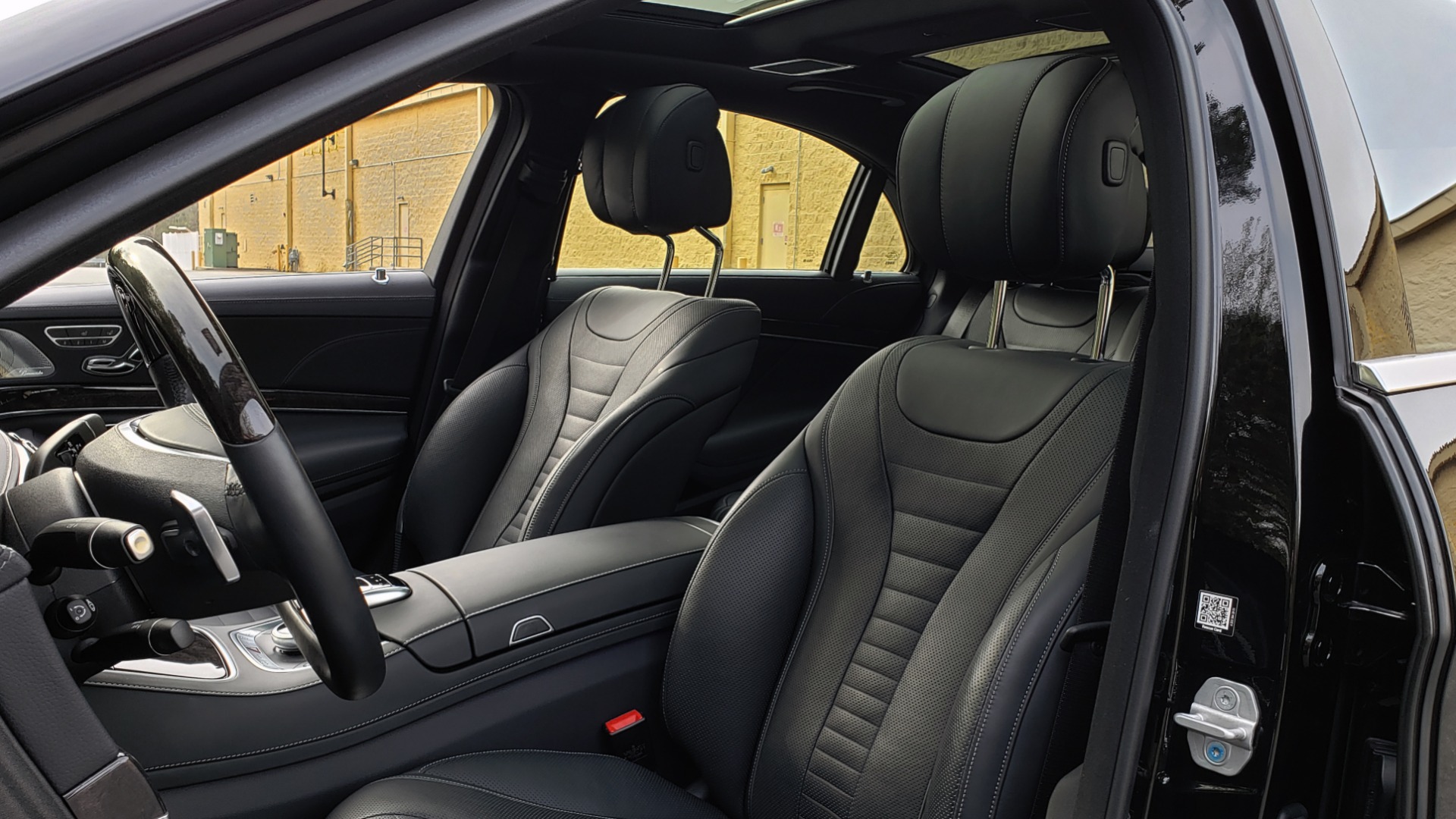 Used 2017 Mercedes-Benz S-CLASS S 550 4MATIC SPORT / PREM PKG / WARMTH & COMFORT / KEYLESS-GO for sale Sold at Formula Imports in Charlotte NC 28227 40
