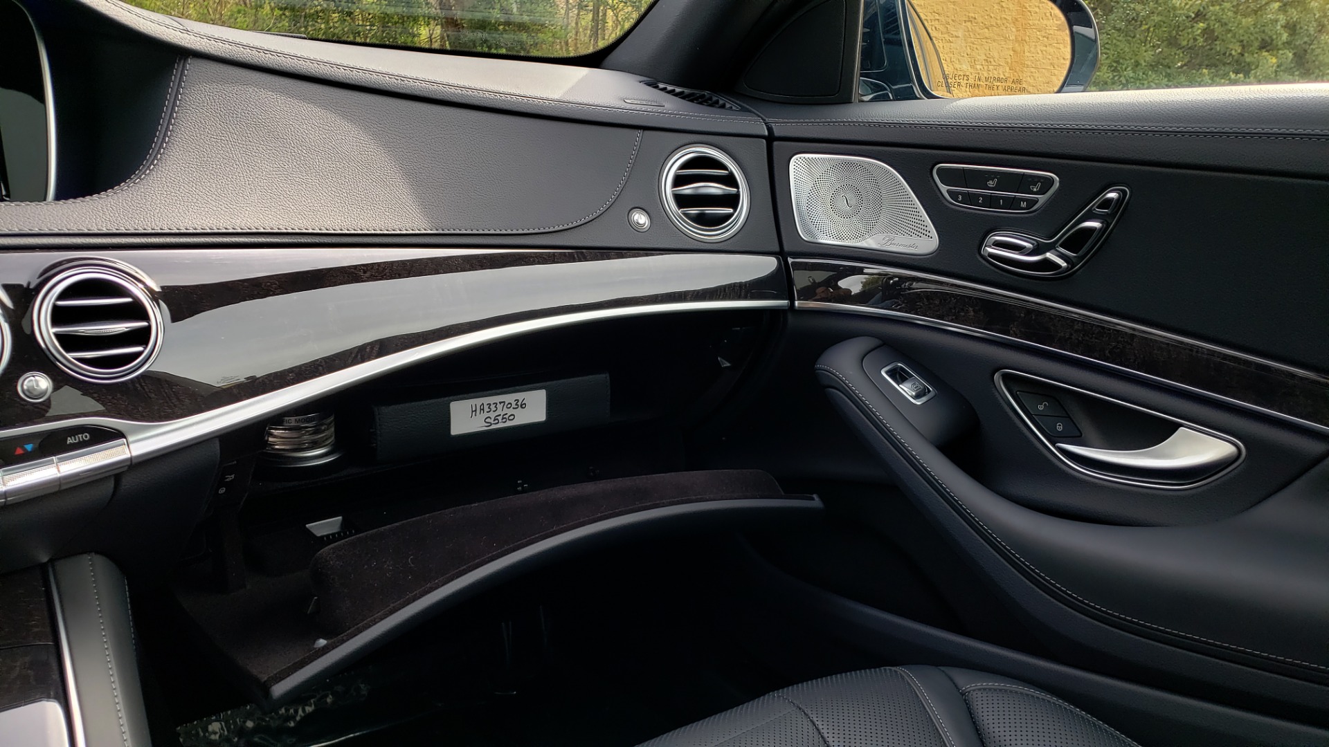 Used 2017 Mercedes-Benz S-CLASS S 550 4MATIC SPORT / PREM PKG / WARMTH & COMFORT / KEYLESS-GO for sale Sold at Formula Imports in Charlotte NC 28227 57