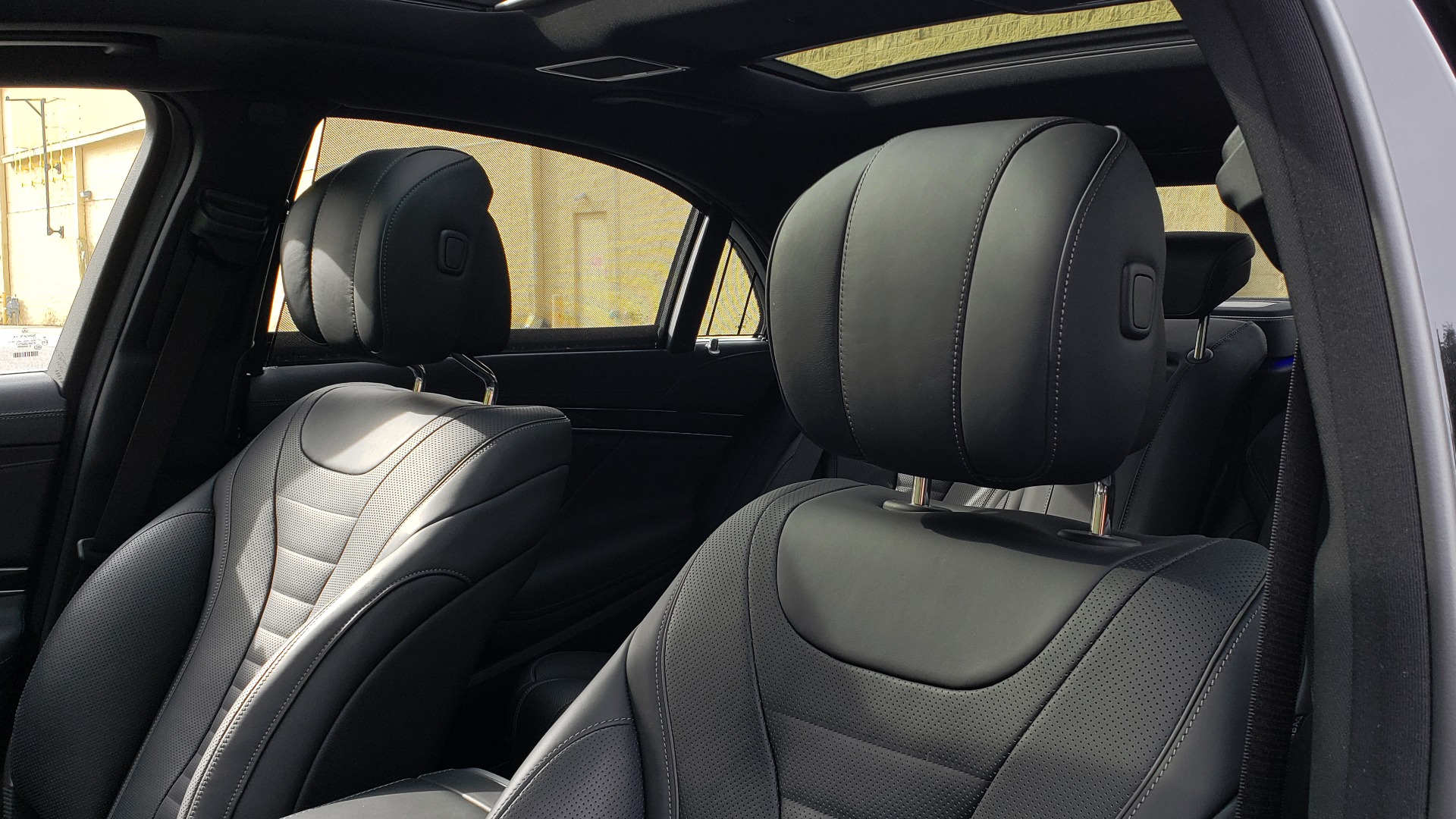 Used 2017 Mercedes-Benz S-CLASS S 550 4MATIC SPORT / PREM PKG / WARMTH & COMFORT / KEYLESS-GO for sale Sold at Formula Imports in Charlotte NC 28227 64