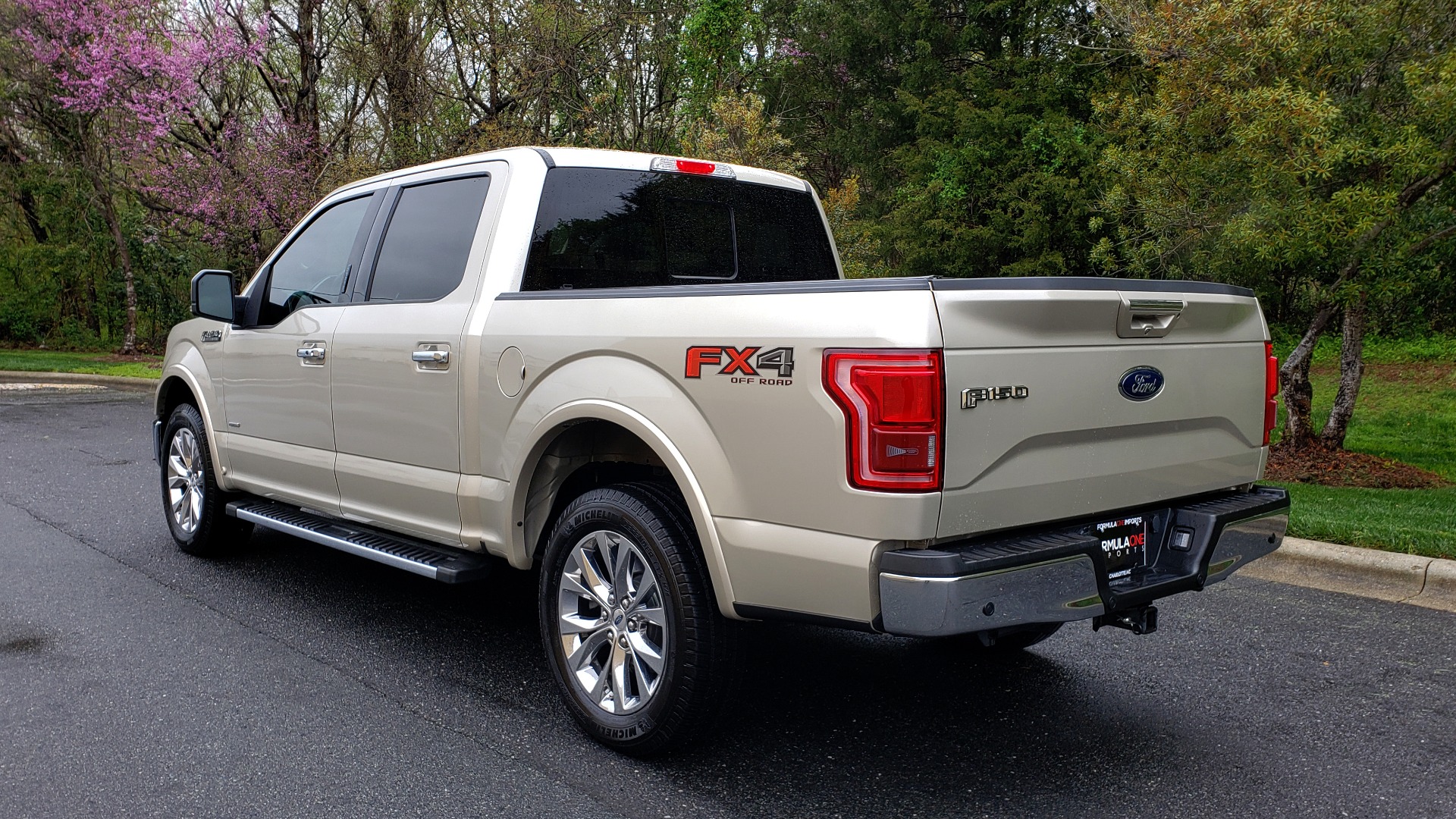 Used 2017 Ford F-150 LARIAT 4X4 SUPERCREW / NAV / ADAPT CRS / PANO-ROOF / BLIS / REARVIEW for sale Sold at Formula Imports in Charlotte NC 28227 3