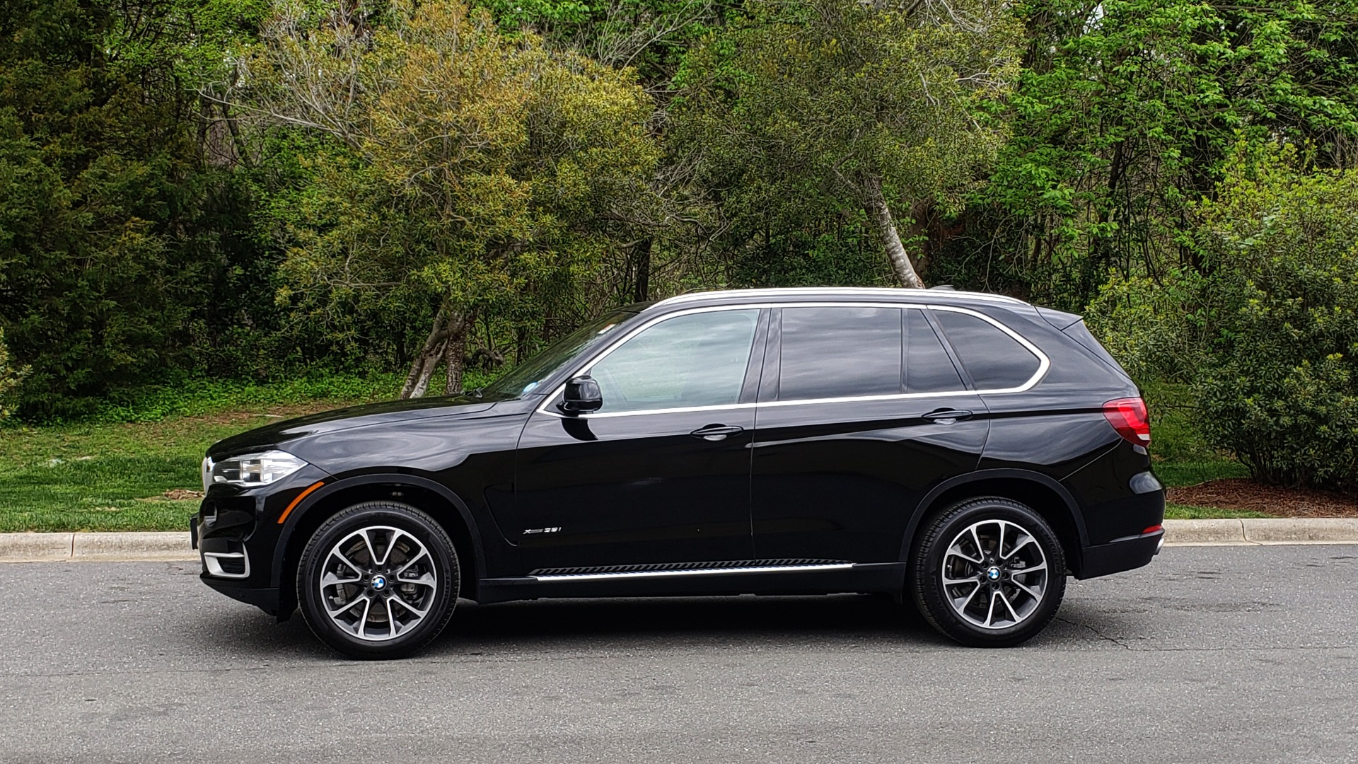 Used 2017 BMW X5 XDRIVE35I / NAV / SUNROOF / REARVIEW / HTD STS for sale Sold at Formula Imports in Charlotte NC 28227 2