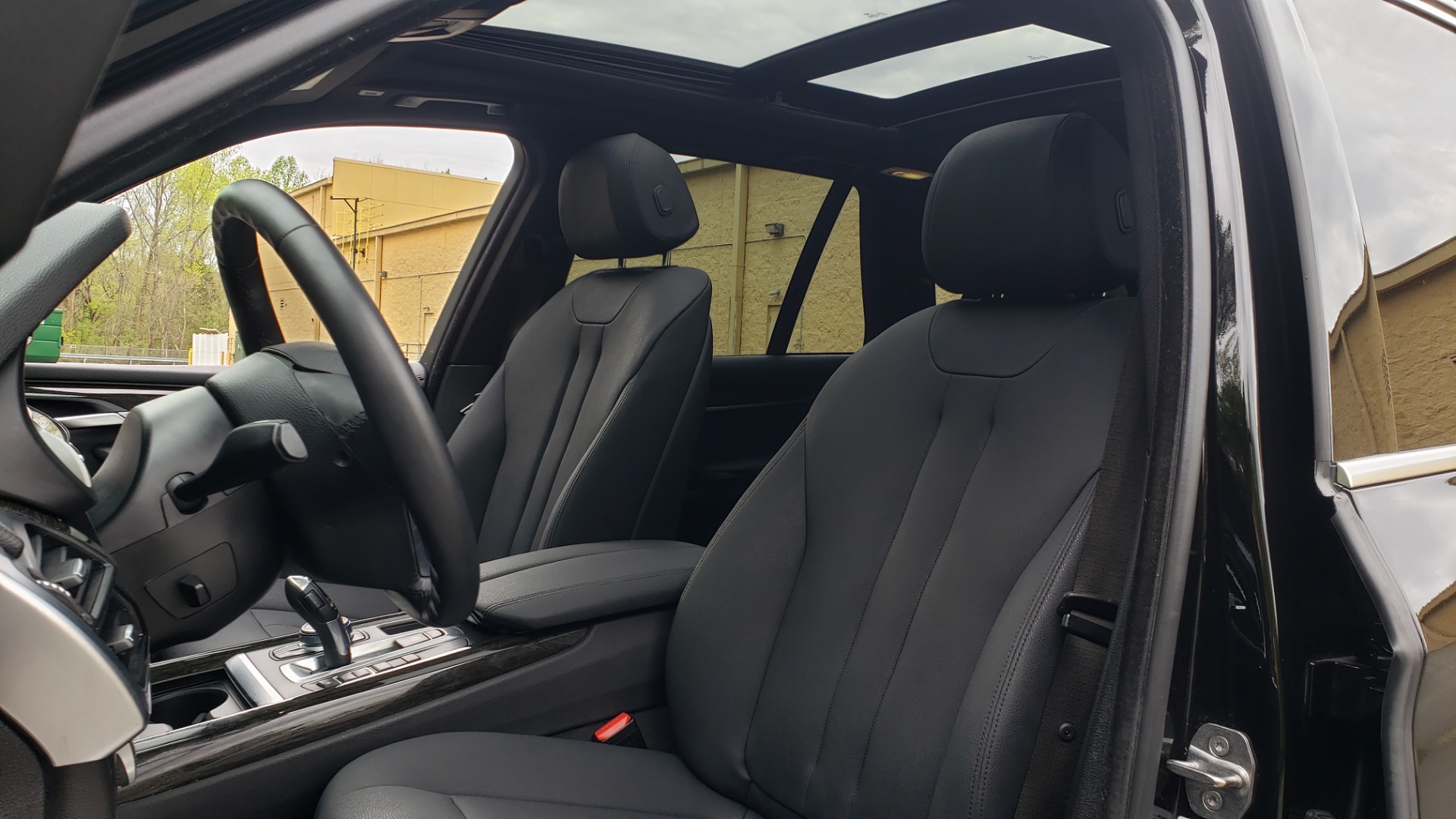 Used 2017 BMW X5 XDRIVE35I / NAV / SUNROOF / REARVIEW / HTD STS for sale Sold at Formula Imports in Charlotte NC 28227 41