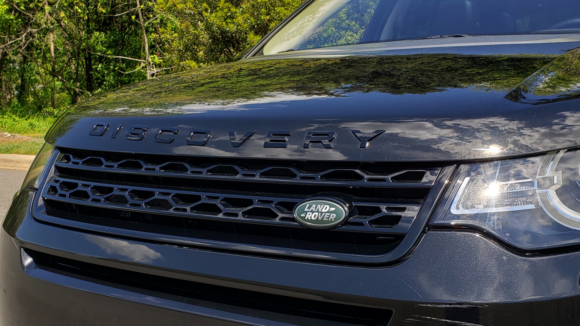 Used 2017 Land Rover DISCOVERY SPORT HSE / NAV / PANO-ROOF / REARVIEW / HTD STS / LANE DEPART for sale Sold at Formula Imports in Charlotte NC 28227 25