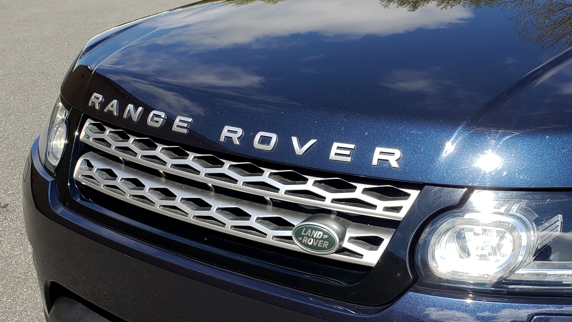 Used 2016 Land Rover RANGE ROVER SPORT SC V6 HSE / 4WD / NAV / PANO-ROOF / REARVIEW / CLIMATE & VISIBILITY for sale Sold at Formula Imports in Charlotte NC 28227 27