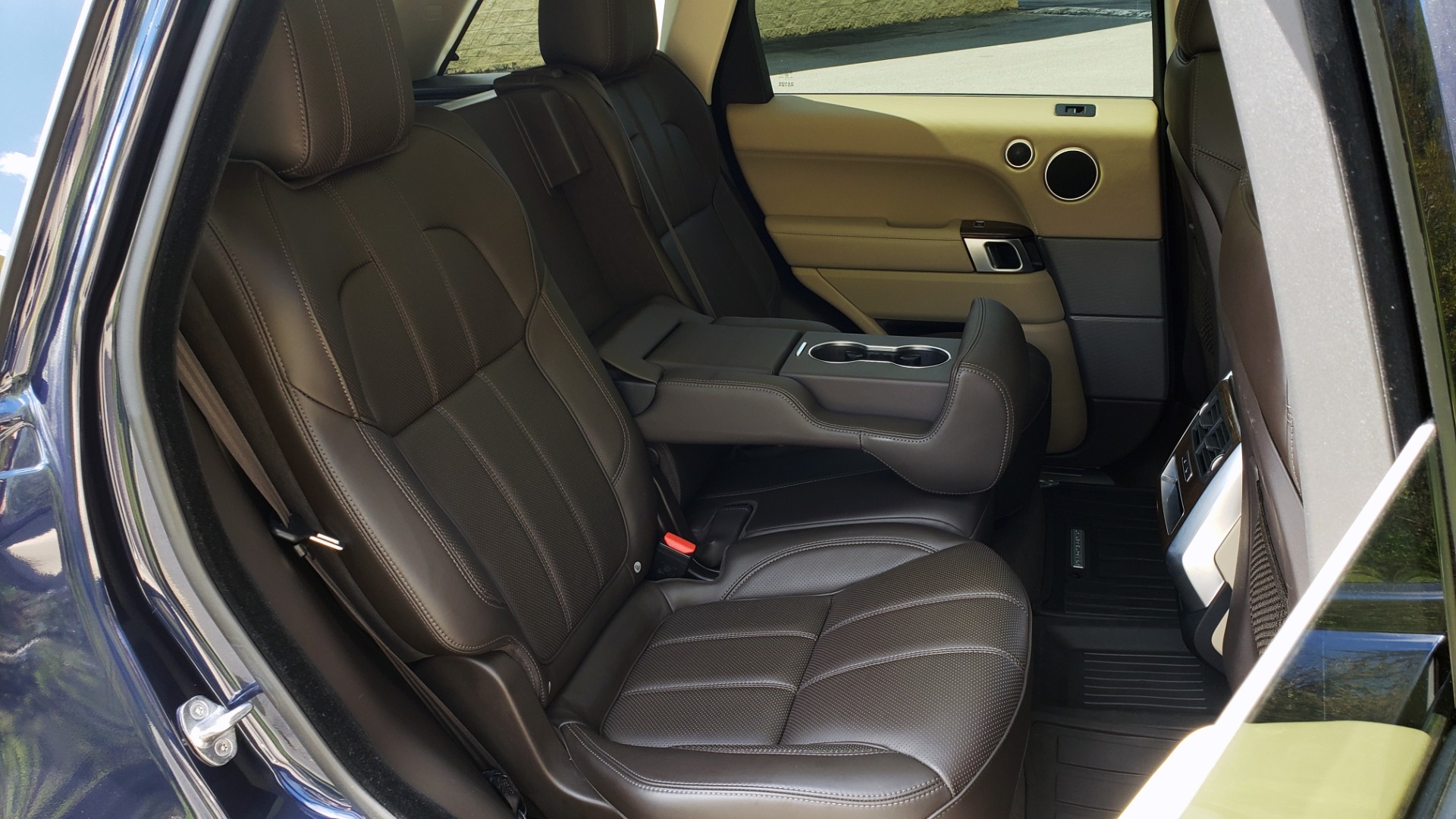 Used 2016 Land Rover RANGE ROVER SPORT SC V6 HSE / 4WD / NAV / PANO-ROOF / REARVIEW / CLIMATE & VISIBILITY for sale Sold at Formula Imports in Charlotte NC 28227 75