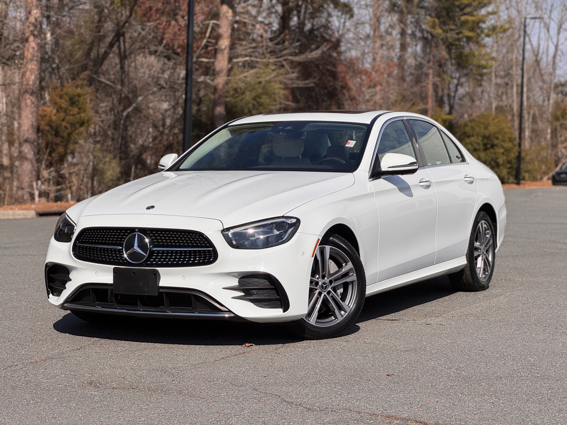 Used 2023 Mercedes-Benz E-Class E 350 4MATIC PREMIUM PKG / BURMESTER SOUND / 18IN WHEELS for sale $41,995 at Formula Imports in Charlotte NC 28227 1