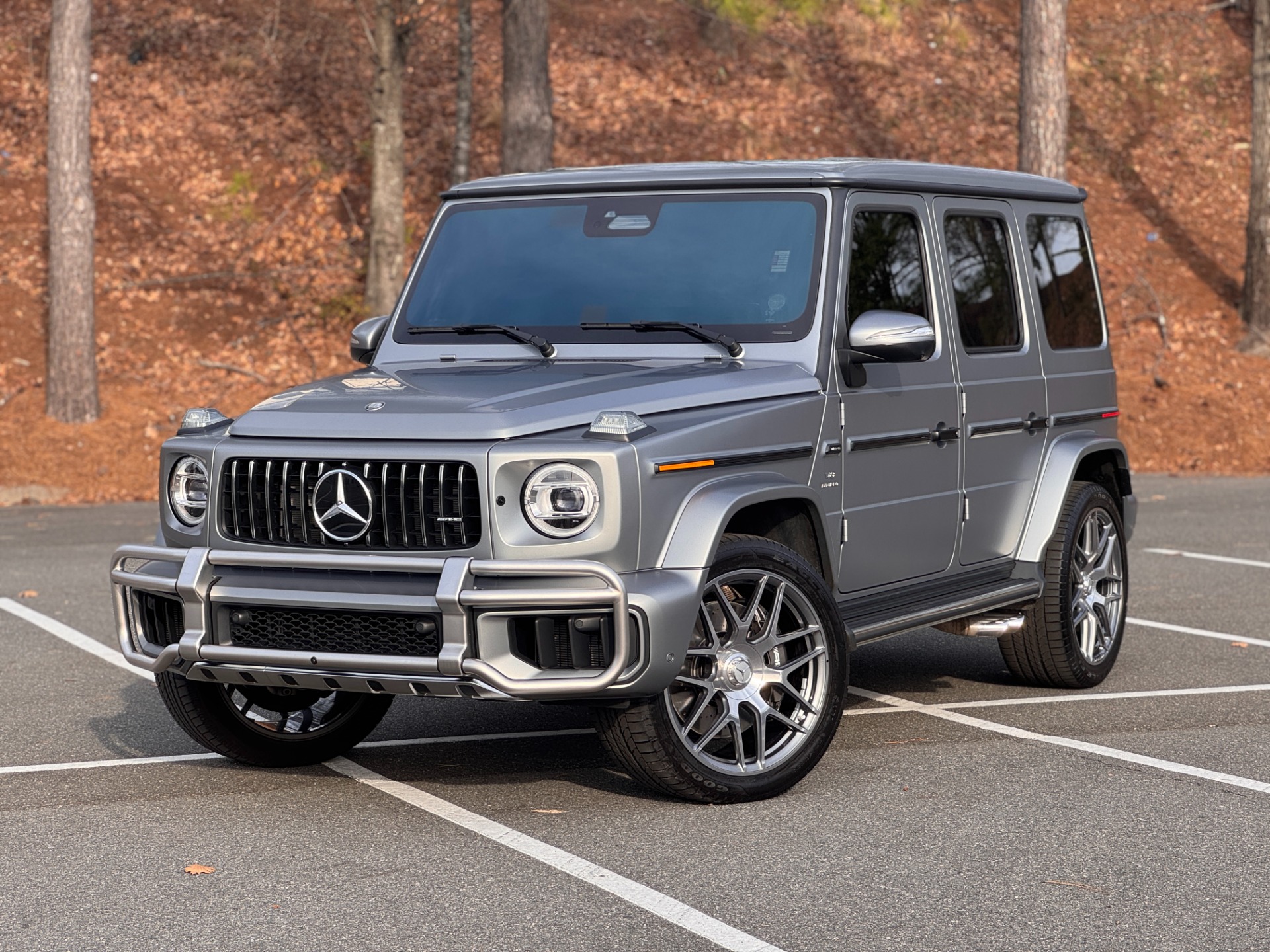 Used 2025 Mercedes-Benz AMG G63 AMG DESIGNO PAINT / AMG CARBON / ACTIVE SEATING / 22IN WHEELS for sale $221,000 at Formula Imports in Charlotte NC 28227 1