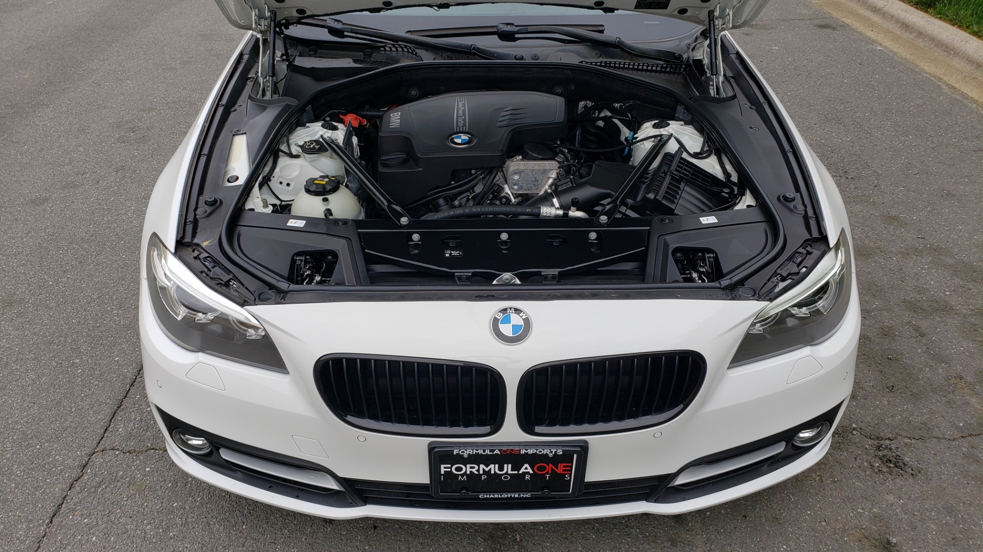 Used 2016 BMW 5 SERIES 528I XDRIVE SPECIAL EDITION / NAV / SUNROOF /HTD STS / REARVIEW for sale Sold at Formula Imports in Charlotte NC 28227 10