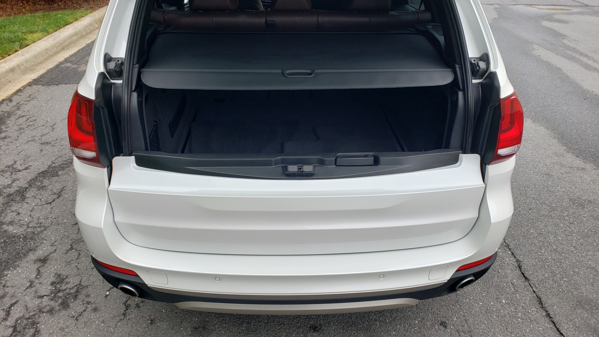 Used 2017 BMW X5 XDRIVE35I PREMIUM / DRVR ASST PLUS / CLD WTHR / REARVIEW for sale Sold at Formula Imports in Charlotte NC 28227 13