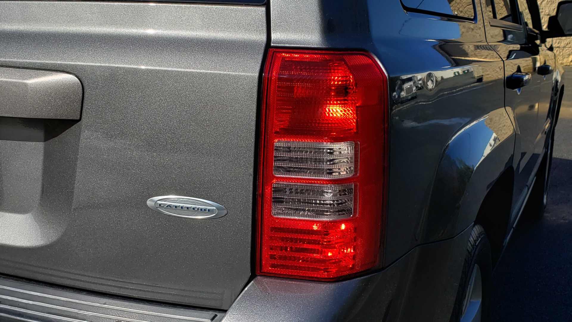 Used 2012 Jeep PATRIOT LATITUDE 4WD / SUNROOF / BOSTON ACOUSTICS SOUND for sale Sold at Formula Imports in Charlotte NC 28227 22