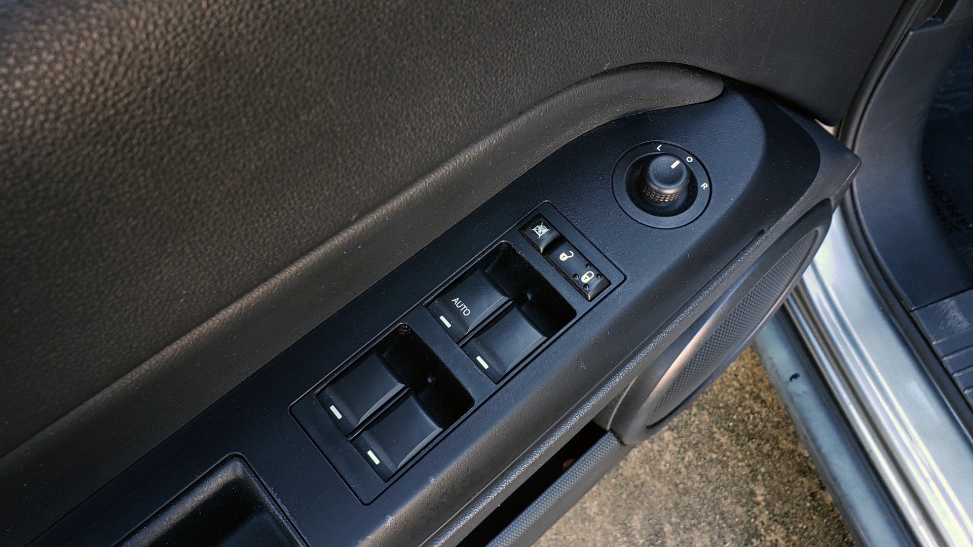 Used 2012 Jeep PATRIOT LATITUDE 4WD / SUNROOF / BOSTON ACOUSTICS SOUND for sale Sold at Formula Imports in Charlotte NC 28227 32