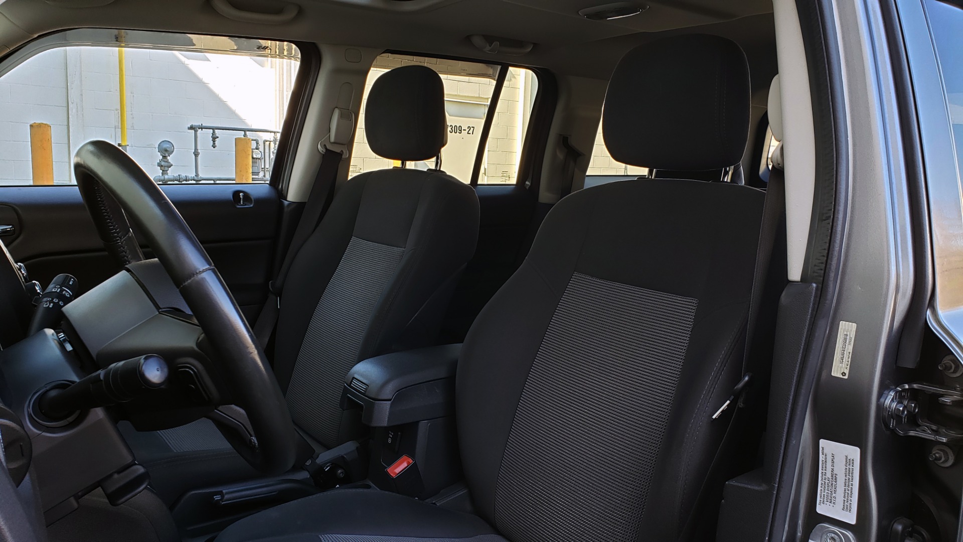 Used 2012 Jeep PATRIOT LATITUDE 4WD / SUNROOF / BOSTON ACOUSTICS SOUND for sale Sold at Formula Imports in Charlotte NC 28227 34
