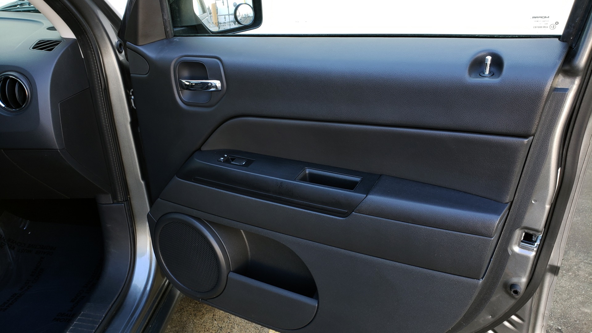 Used 2012 Jeep PATRIOT LATITUDE 4WD / SUNROOF / BOSTON ACOUSTICS SOUND for sale Sold at Formula Imports in Charlotte NC 28227 51