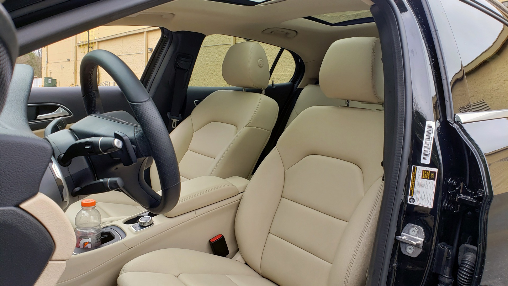 Used 2018 Mercedes-Benz GLA 250 4MATIC / PREMIUM / CONV PKG / NAV / PANO-ROOF for sale Sold at Formula Imports in Charlotte NC 28227 34