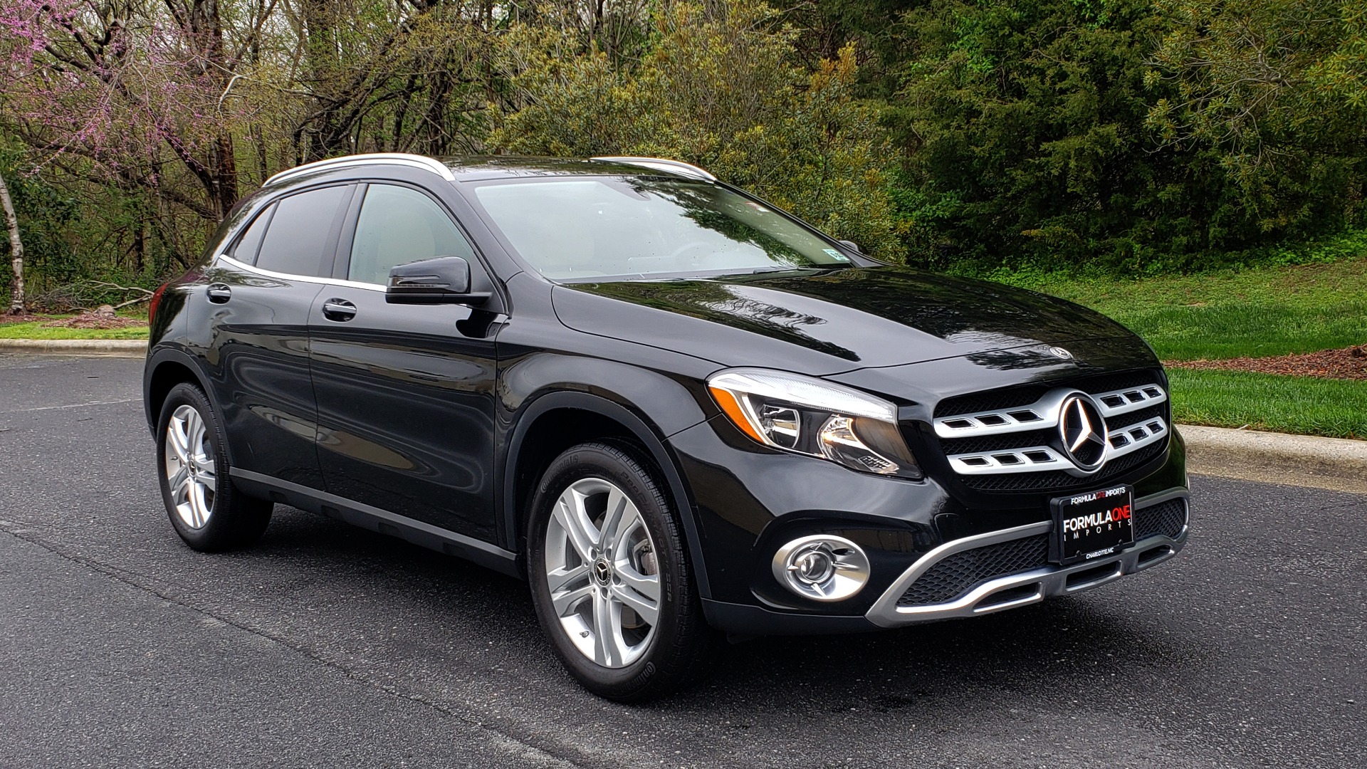 Used 2018 Mercedes-Benz GLA 250 4MATIC / PREMIUM / CONV PKG / NAV / PANO-ROOF for sale Sold at Formula Imports in Charlotte NC 28227 4
