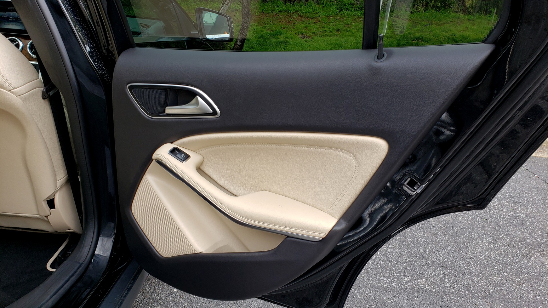 Used 2018 Mercedes-Benz GLA 250 4MATIC / PREMIUM / CONV PKG / NAV / PANO-ROOF for sale Sold at Formula Imports in Charlotte NC 28227 68